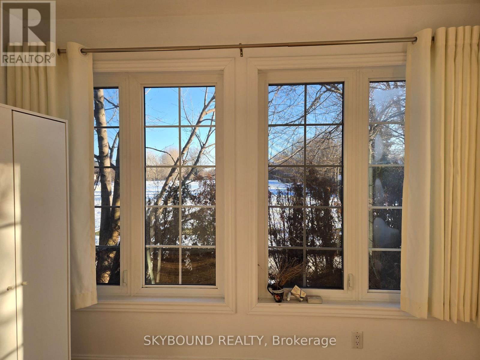 68 Monkton Avenue, Toronto, Ontario  M8Z 4N5 - Photo 16 - W12883090