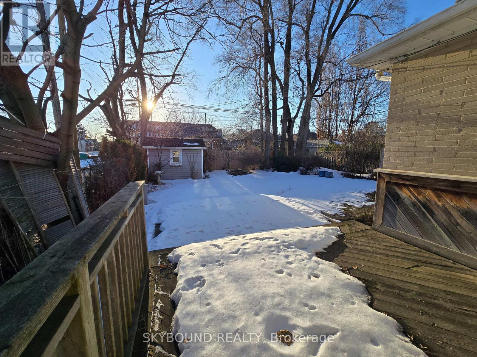 68 Monkton Avenue, Toronto, Ontario  M8Z 4N5 - Photo 26 - W12883090