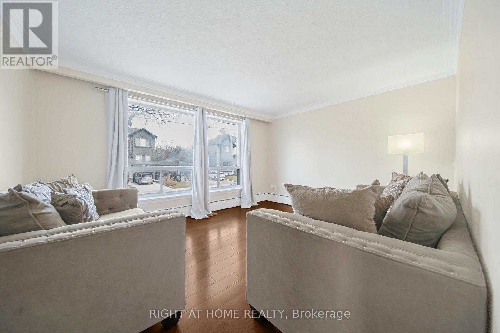 3 - 80 Seventeenth Street, Toronto (New Toronto), Ontario  M8V 3K4 - Photo 11 - W12883122