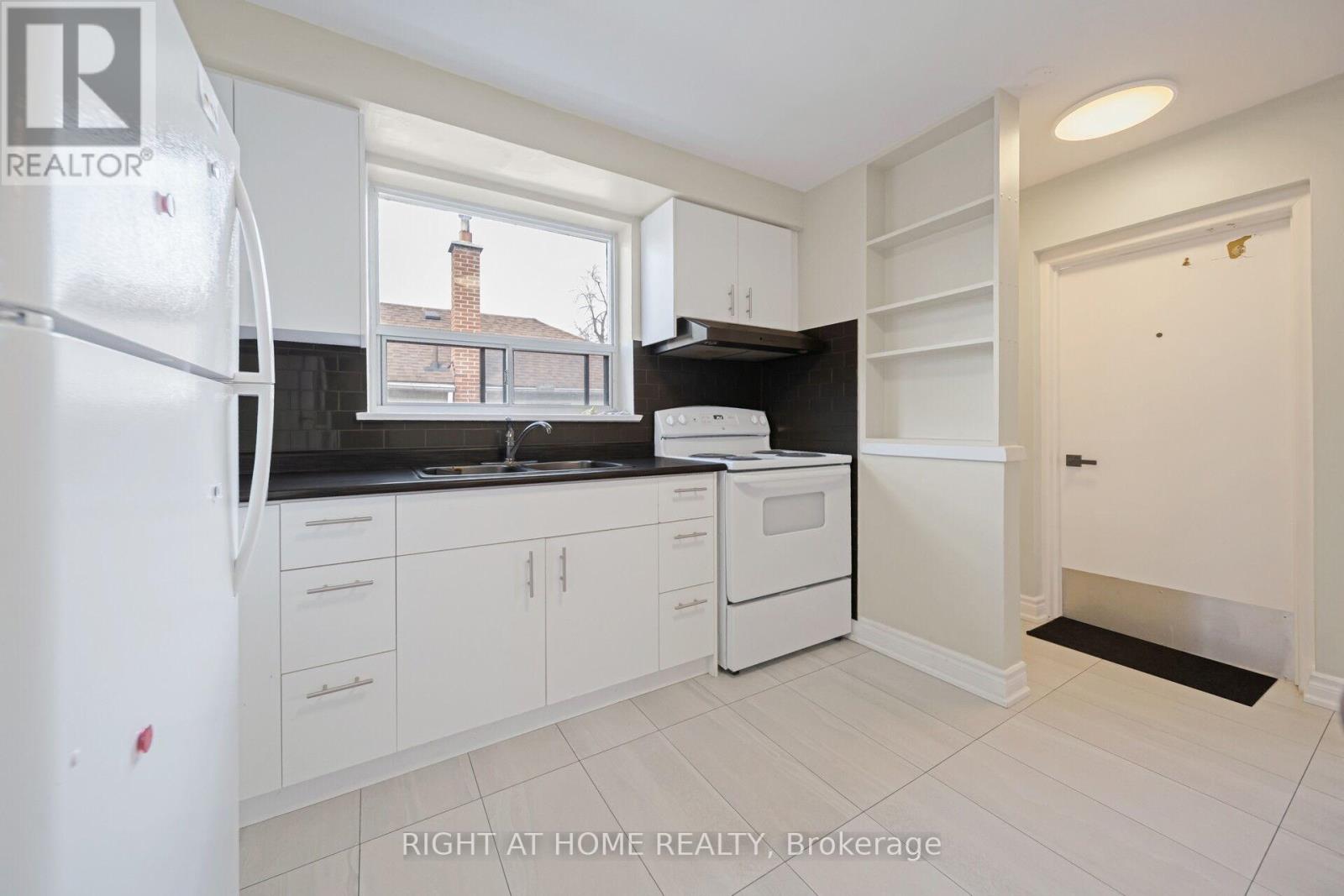 3 - 80 Seventeenth Street, Toronto (New Toronto), Ontario  M8V 3K4 - Photo 21 - W12883122