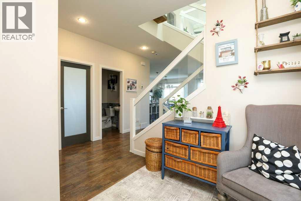 7 Greywolf Road N, Lethbridge, Alberta  T1H 7E8 - Photo 12 - A2293215