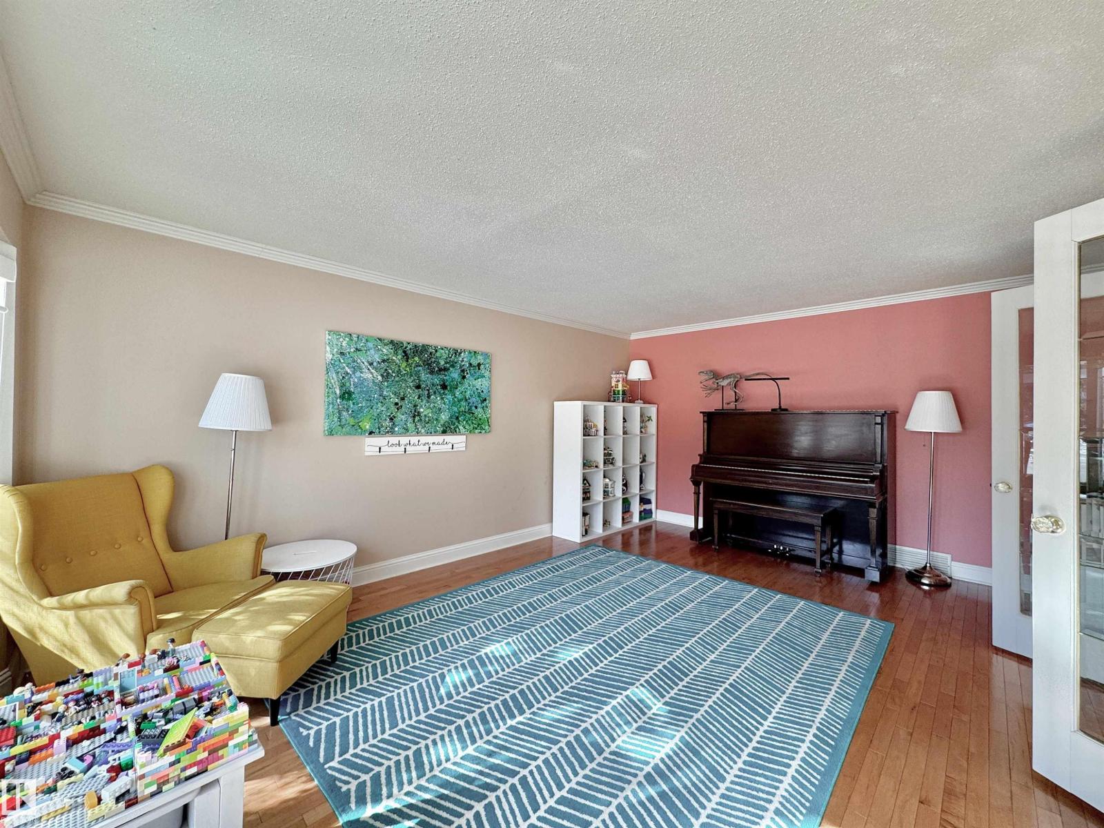 4 Wolf Cr Nw Nw, Edmonton, Alberta  T5T 1E2 - Photo 4 - E4477501