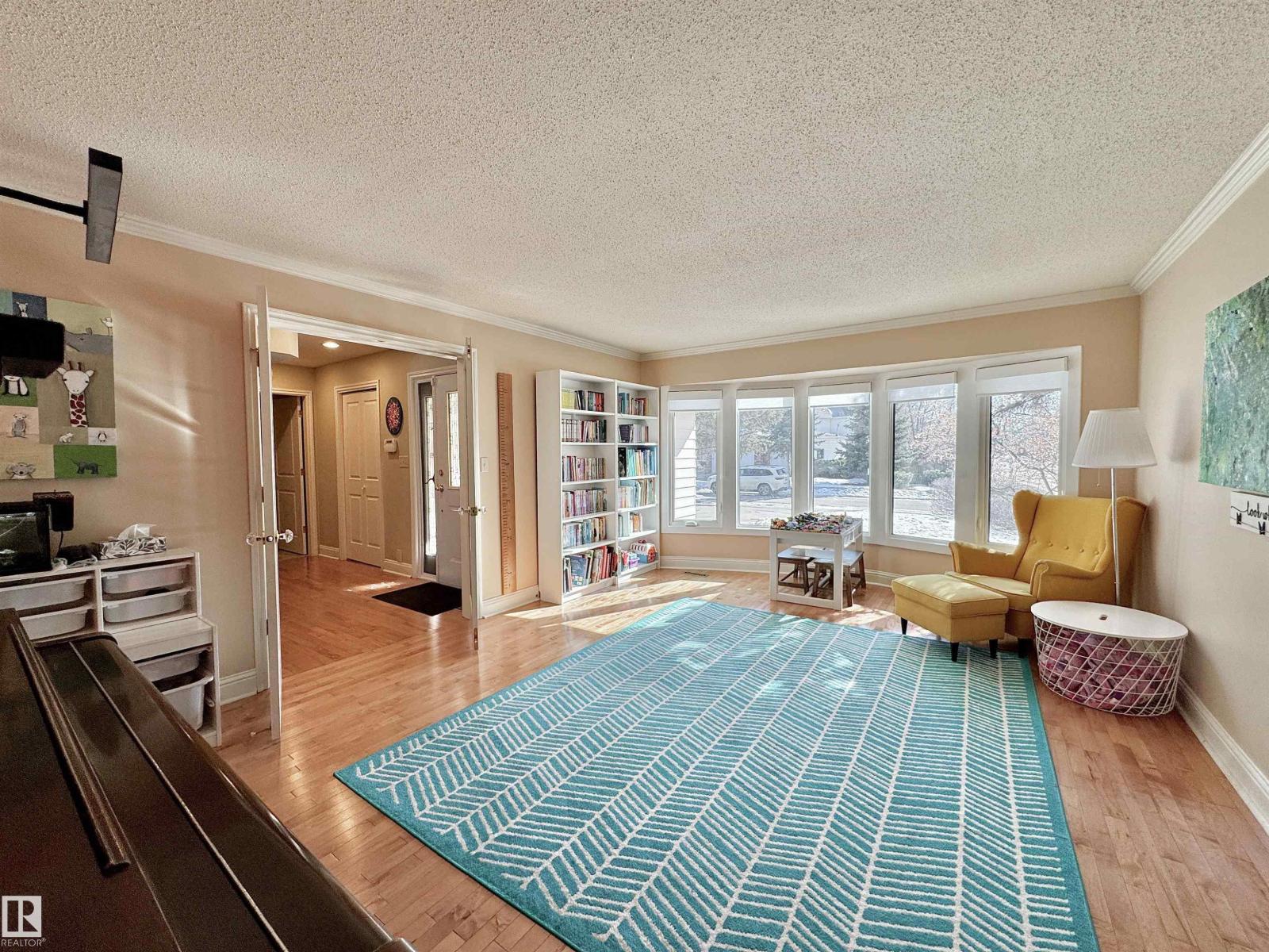 4 Wolf Cr Nw Nw, Edmonton, Alberta  T5T 1E2 - Photo 3 - E4477501