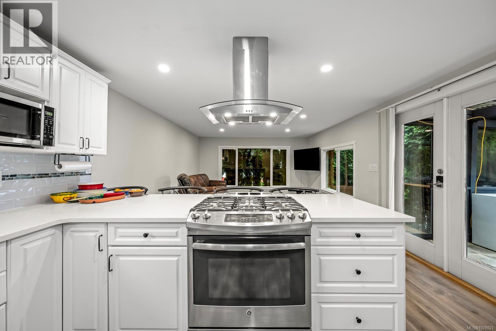 28 2625 Mansfield Dr, Courtenay, British Columbia  V9N 2N2 - Photo 21 - 1028823