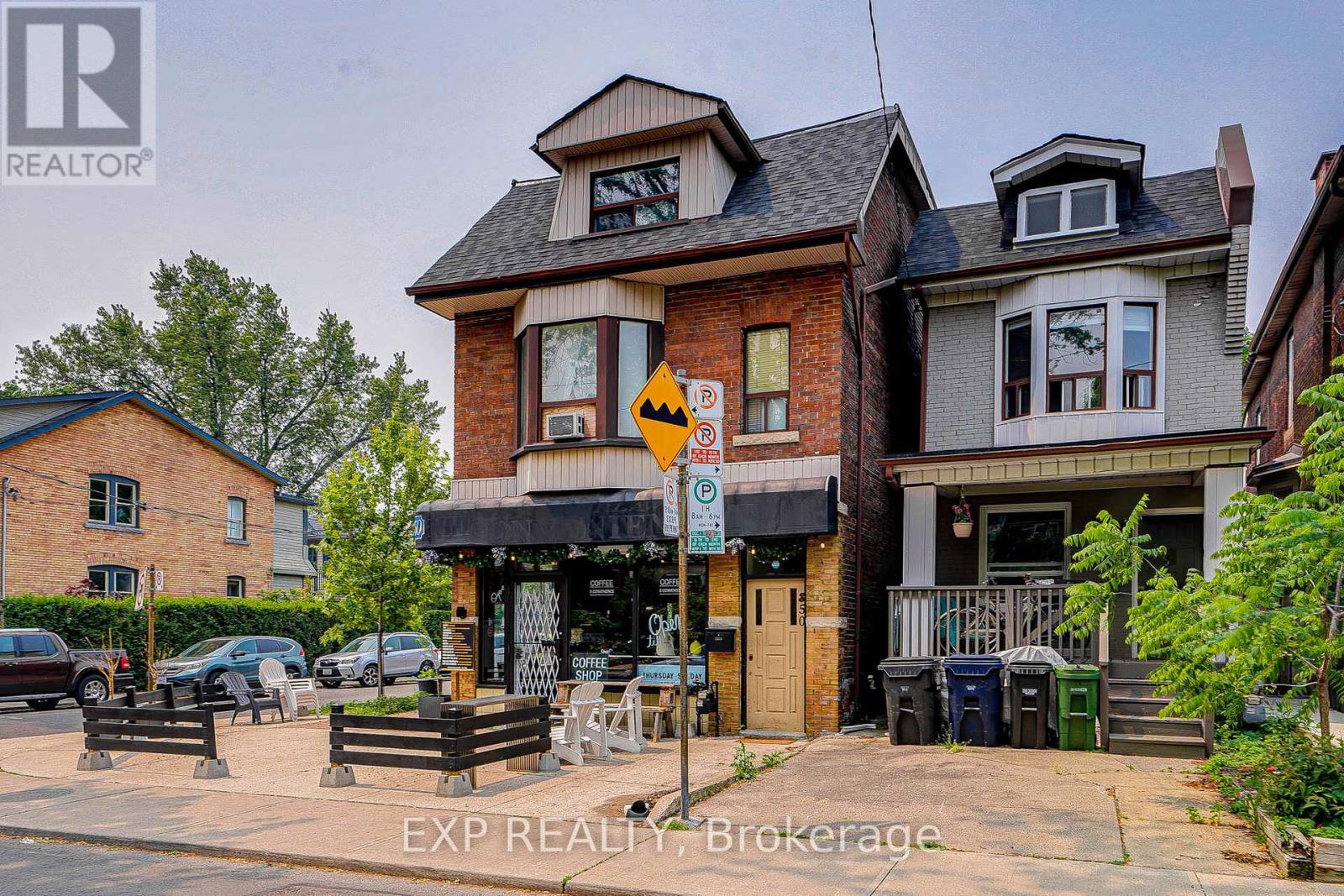 3rd Flr - 850 Carlaw Avenue, Toronto, Ontario  M4K 3L3 - Photo 2 - E12883130