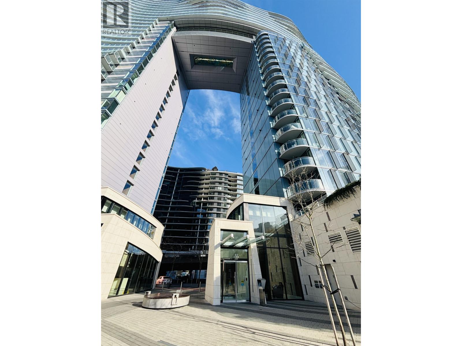 886 87 NELSON STREET, vancouver, British Columbia