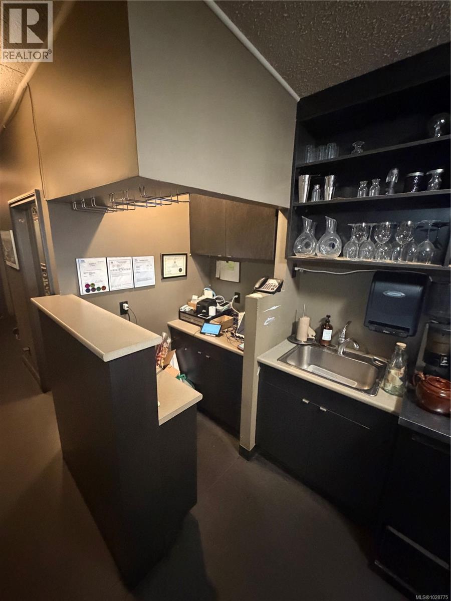 1871 Oak Bay Ave, Victoria, British Columbia  V8R 1C6 - Photo 15 - 1028775