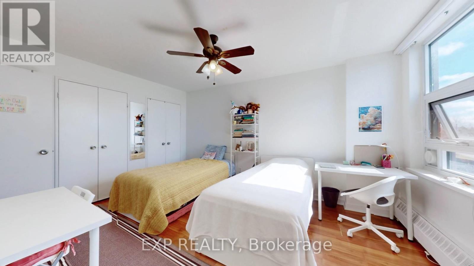 304 - 455 Sentinel Road, Toronto (York University Heights), Ontario  M3J 1V5 - Photo 5 - W12879132