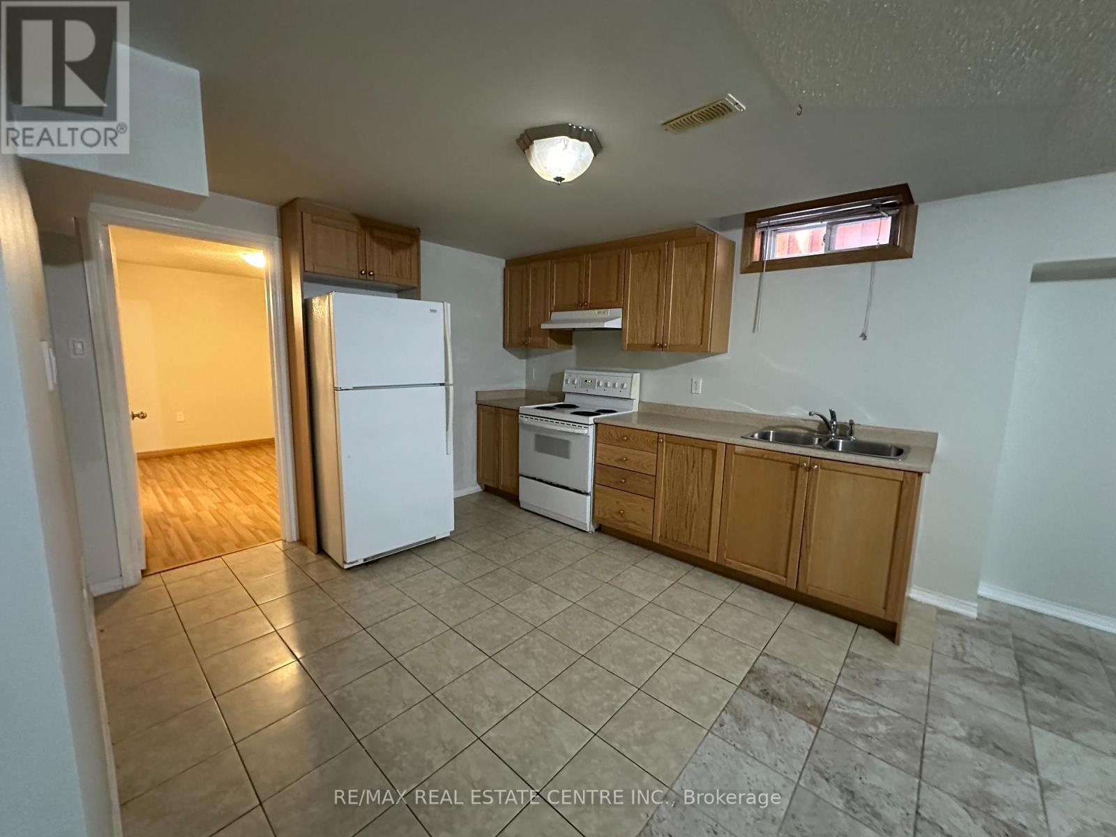 43 Windmill Boulevard, Brampton (Fletcher's Creek South), Ontario  L6Y 3E9 - Photo 14 - W12881122