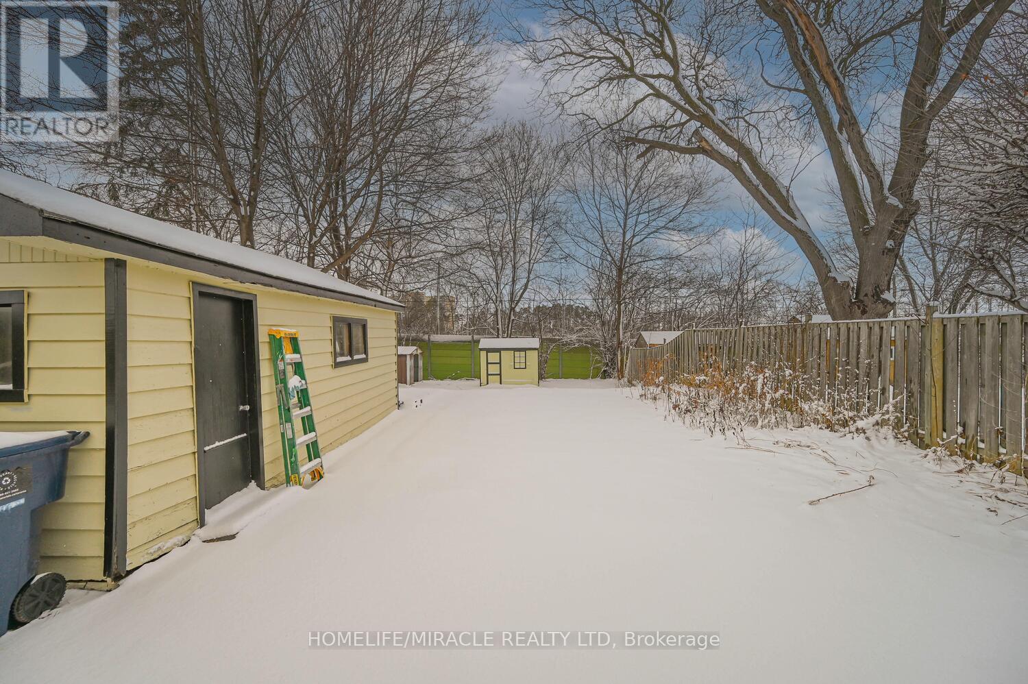 55 Taysham Crescent, Toronto, Ontario  M9V 1X1 - Photo 48 - W12882274