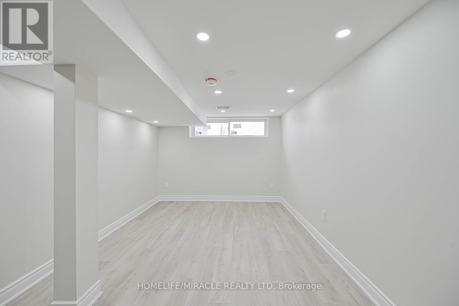 55 Taysham Crescent, Toronto, Ontario  M9V 1X1 - Photo 43 - W12882274