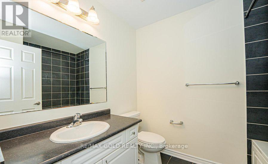 138 Watermill Street, Kitchener, Ontario  N2P 0H3 - Photo 24 - X12859808