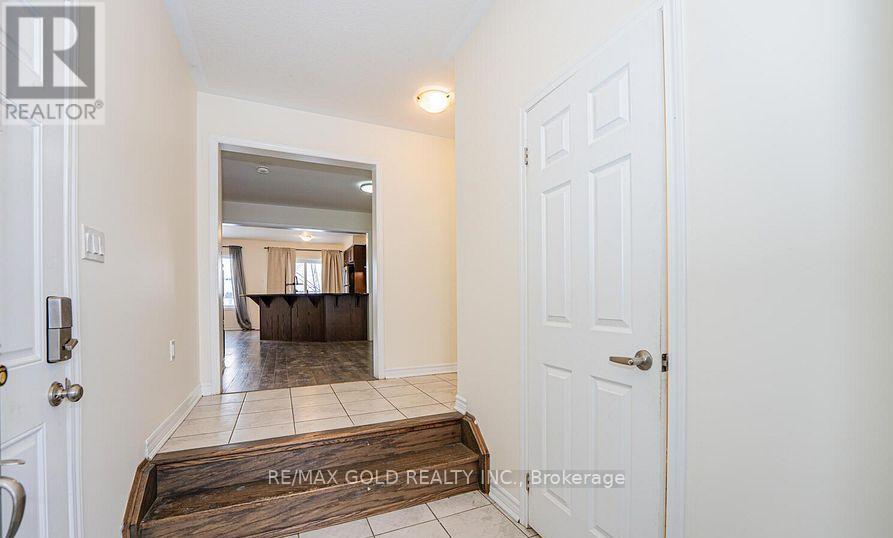 138 Watermill Street, Kitchener, Ontario  N2P 0H3 - Photo 3 - X12859808