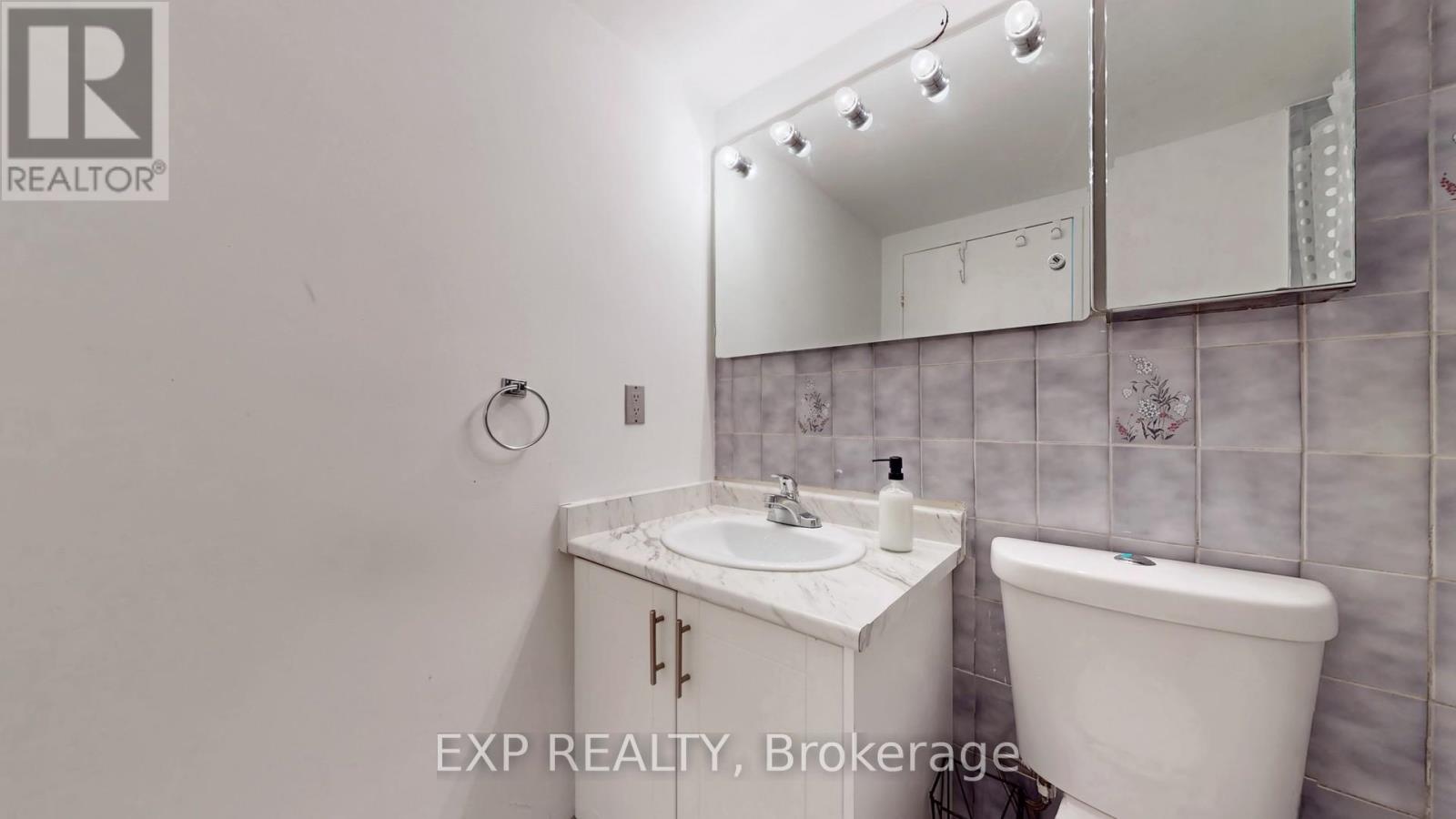 304 - 455 Sentinel Road, Toronto (York University Heights), Ontario  M3J 1V5 - Photo 18 - W12879132