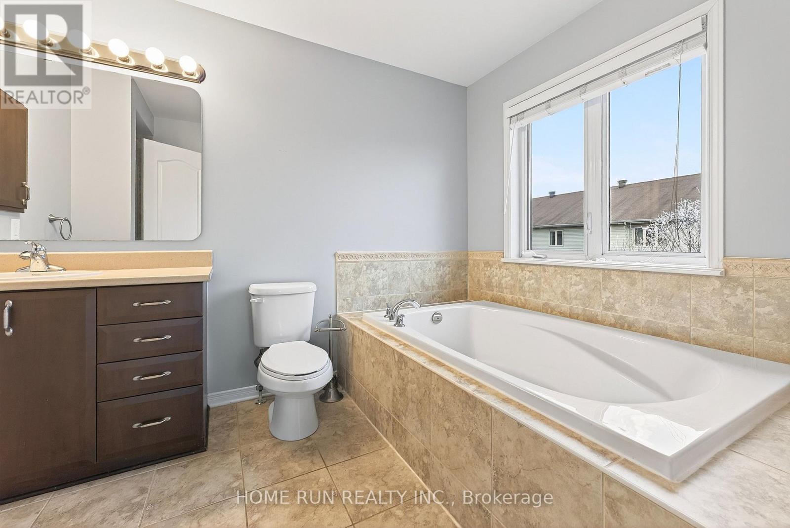 104 Eye Bright Crescent, Ottawa, Ontario  K1V 2K5 - Photo 18 - X12883152