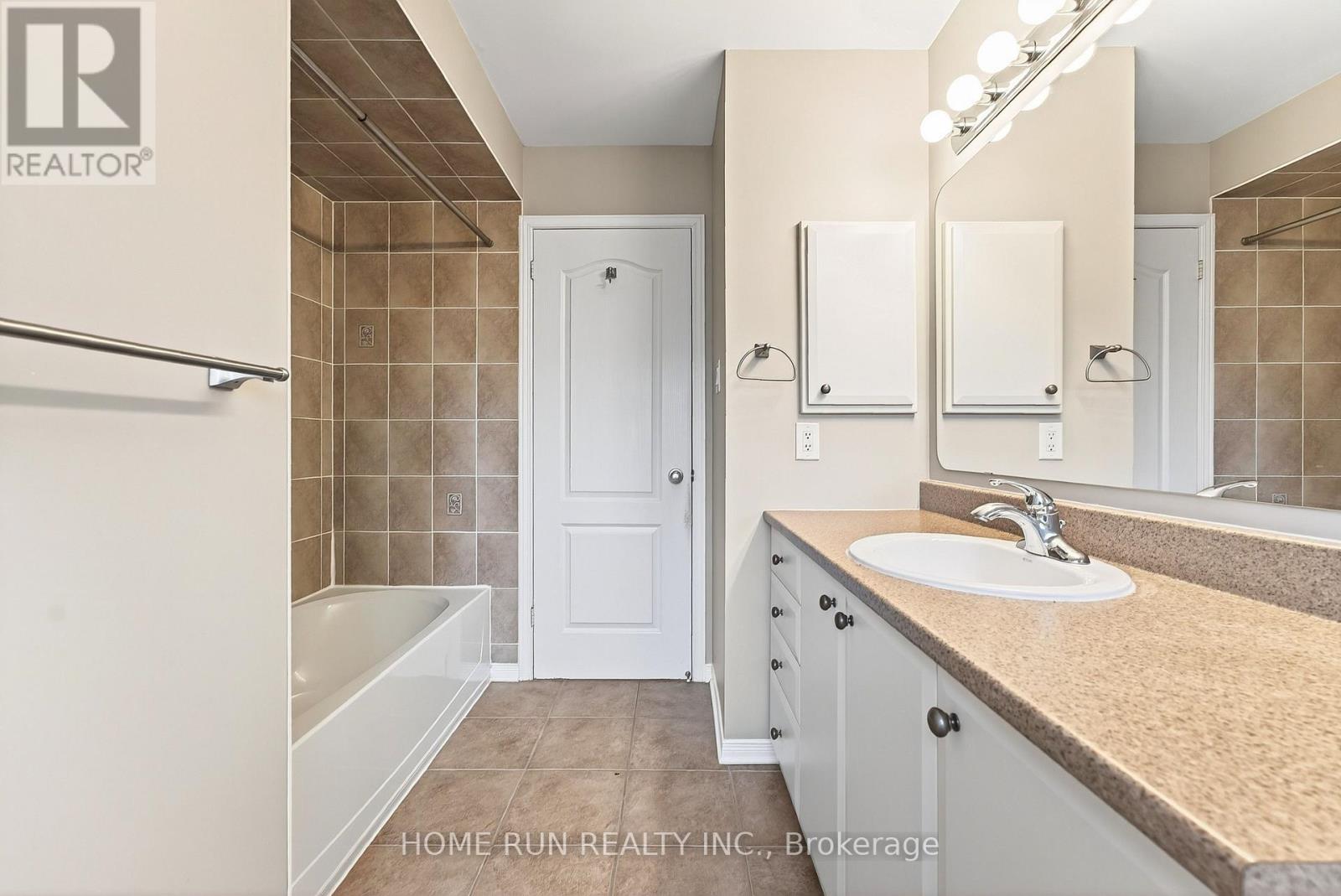 104 Eye Bright Crescent, Ottawa, Ontario  K1V 2K5 - Photo 25 - X12883152