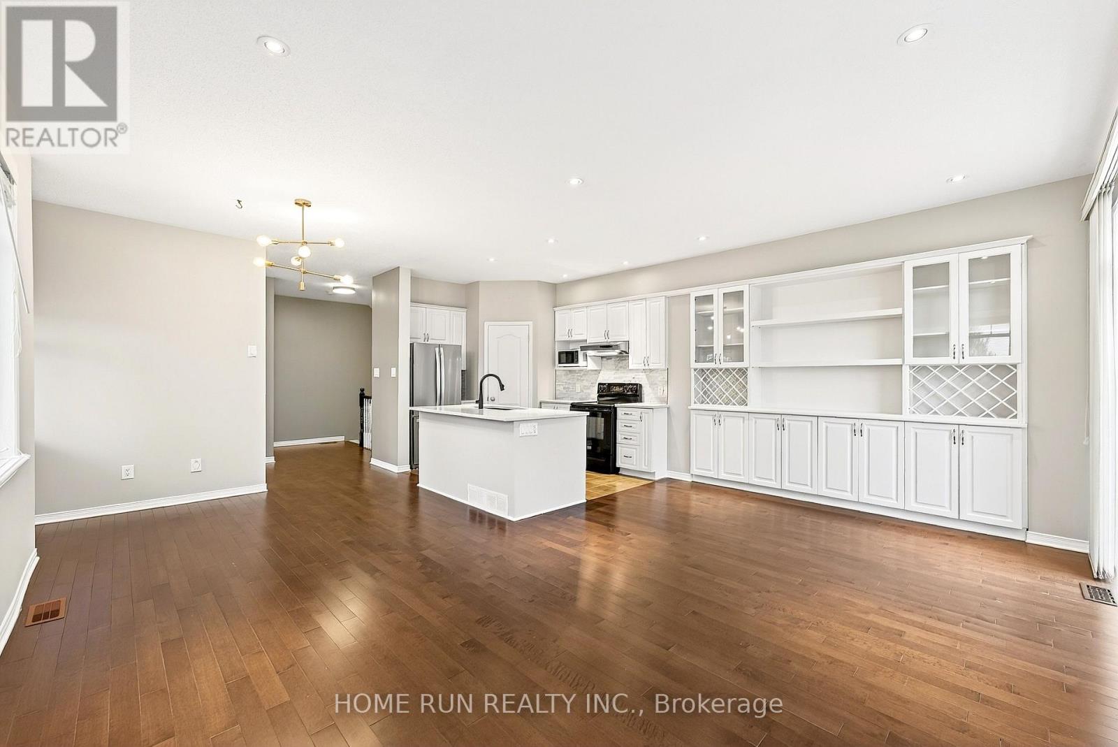 104 Eye Bright Crescent, Ottawa, Ontario  K1V 2K5 - Photo 9 - X12883152