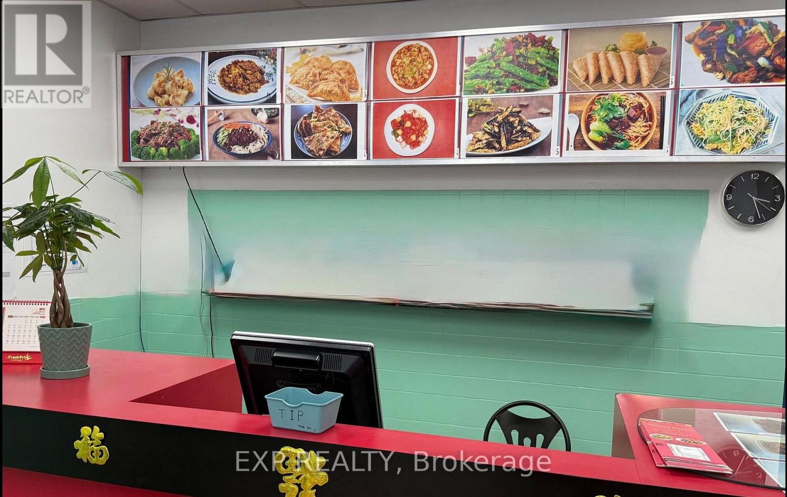 554 SHEPPARD AVENUE W, Toronto, Ontario