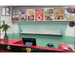 554 SHEPPARD AVENUE W, Toronto, Ontario