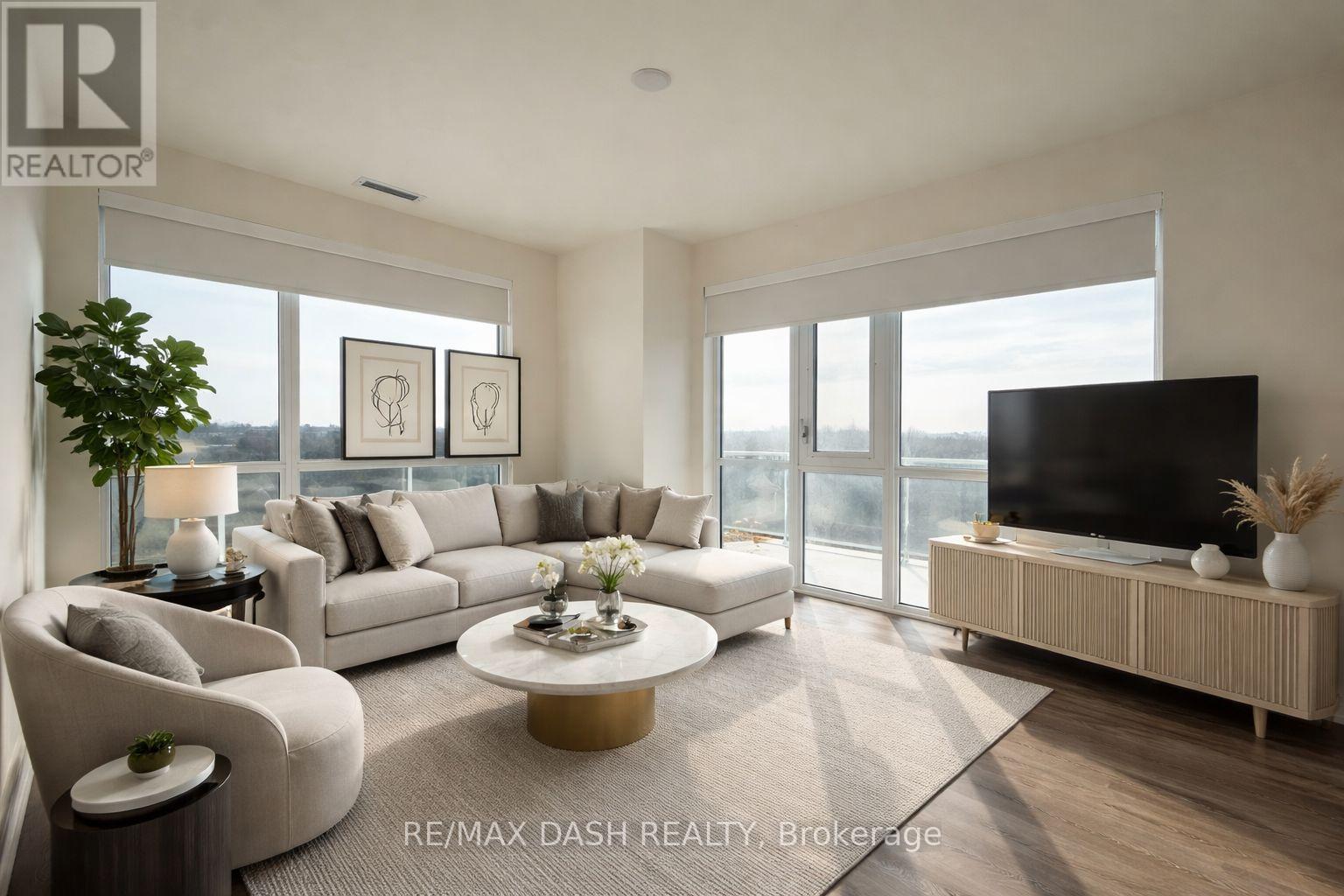 916 - 10 DEERLICK COURT, Toronto, Ontario