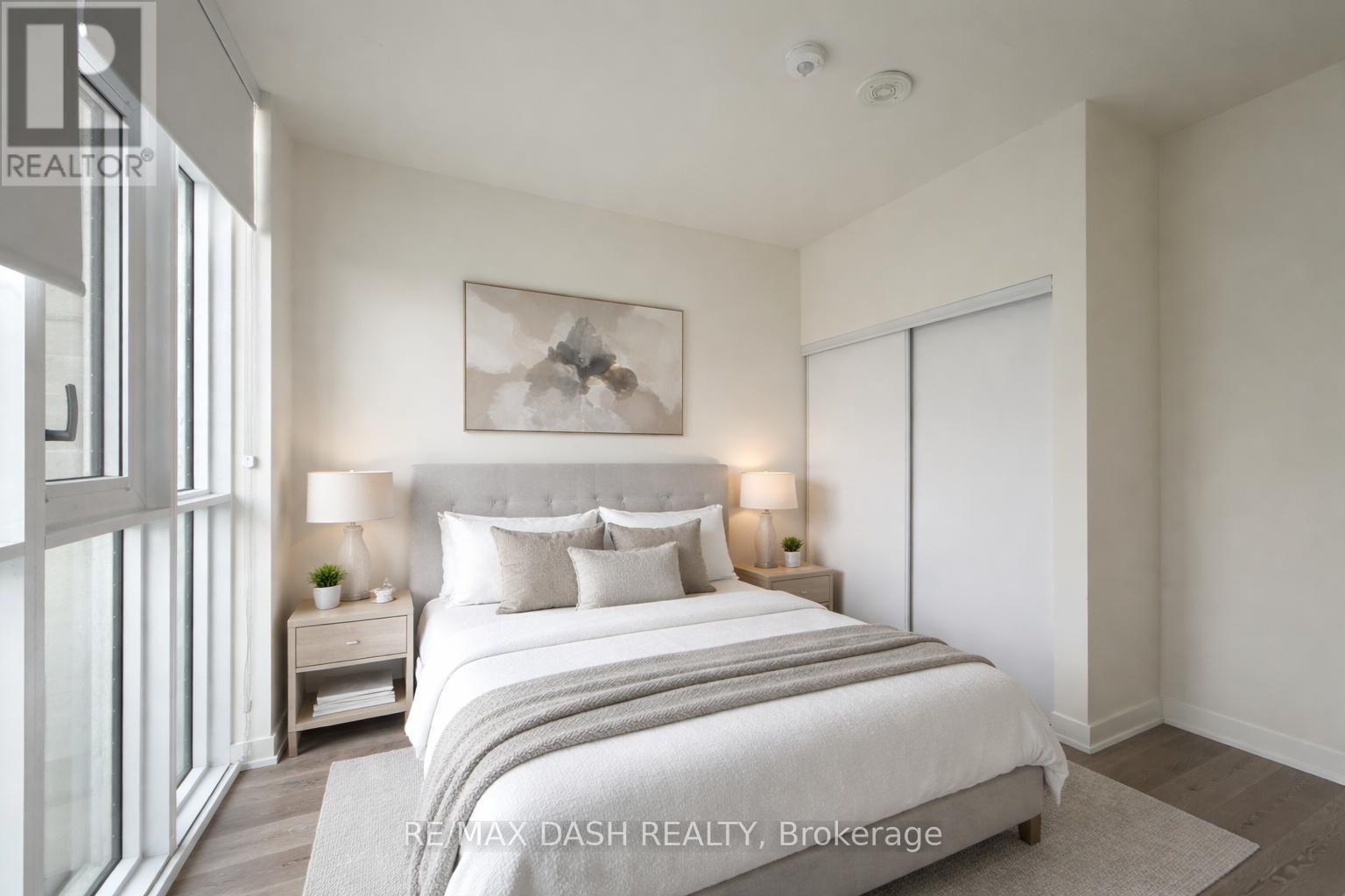 104 - 10 DEERLICK COURT, Toronto, Ontario