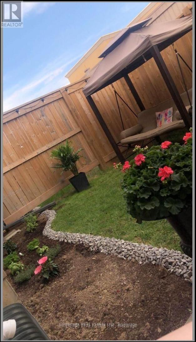 87 Sonoma Valley Crescent E, Hamilton, Ontario  L9B 0J3 - Photo 12 - X12829428