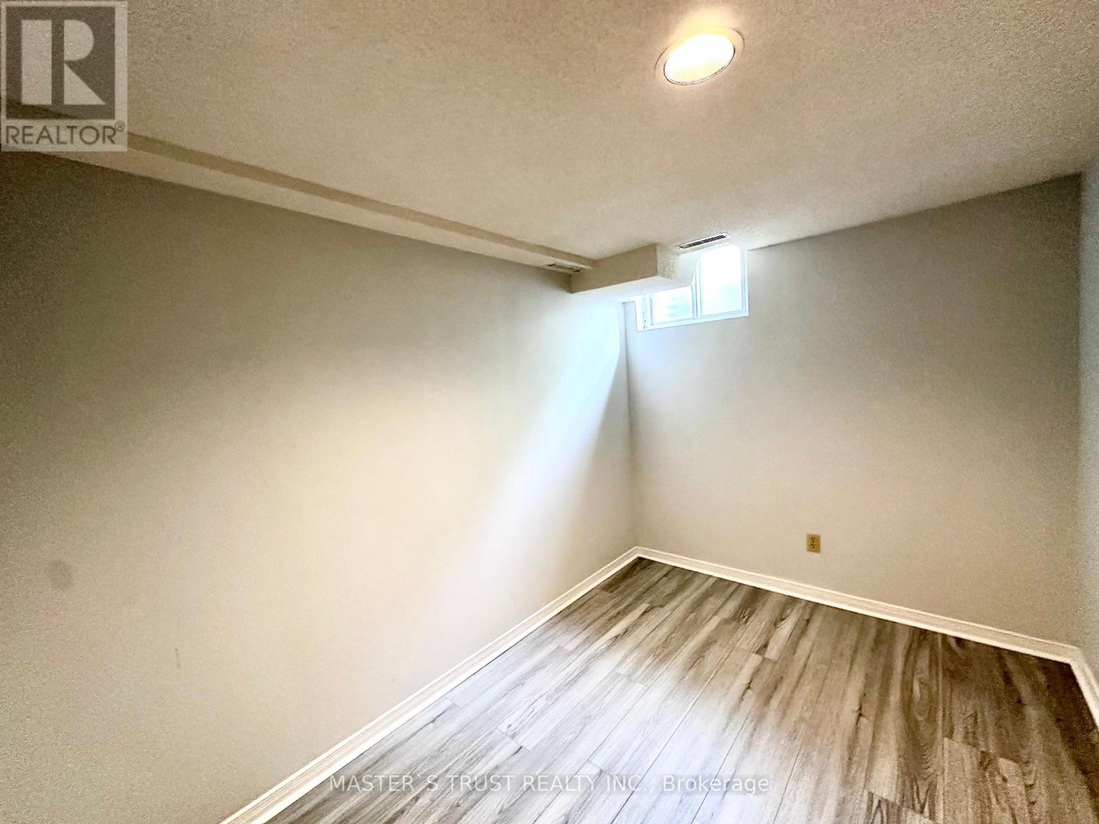 53 Montezuma Trail, Toronto, Ontario M1V 1K4 - Photo 17 - E12883190