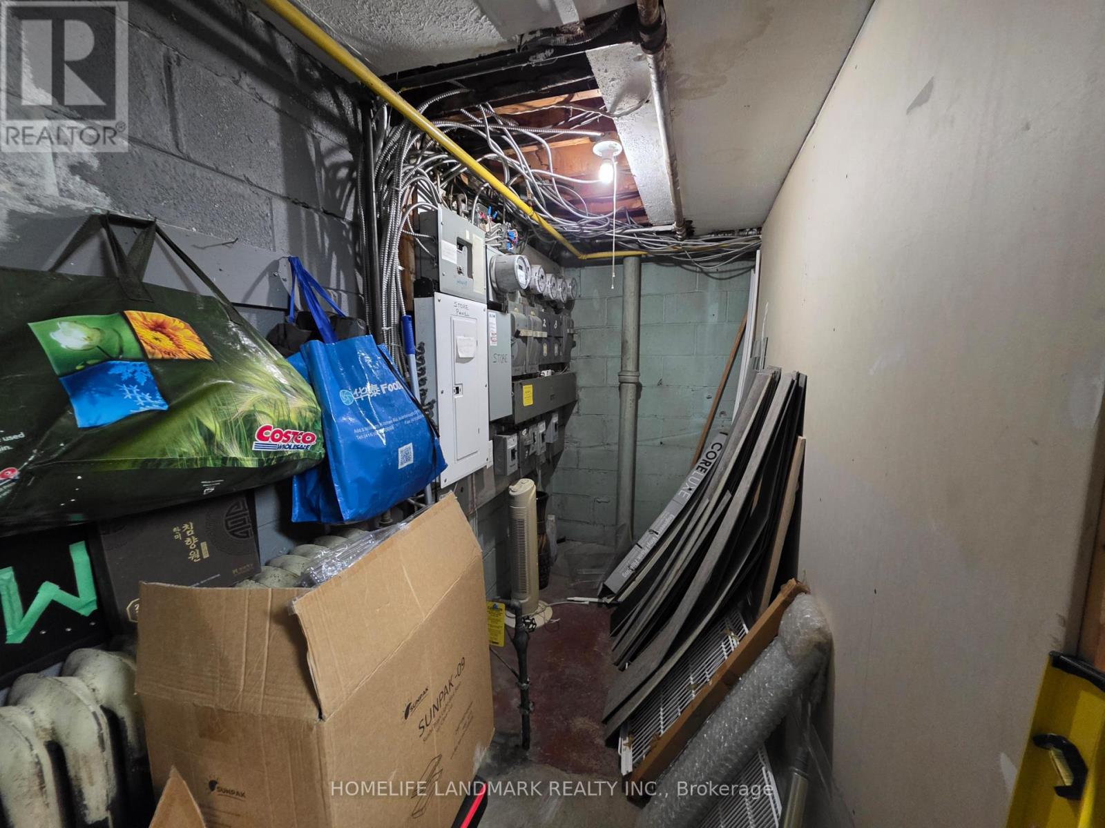 973 Coxwell Avenue, Toronto, Ontario  M4C 3G4 - Photo 11 - E12883192