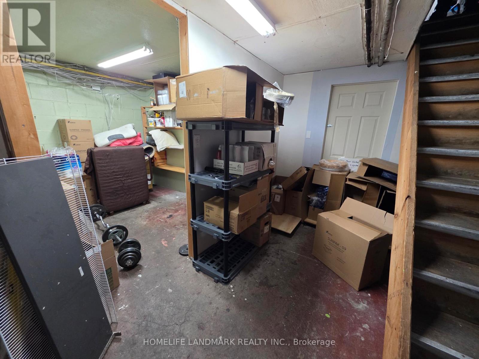 973 Coxwell Avenue, Toronto, Ontario  M4C 3G4 - Photo 14 - E12883192