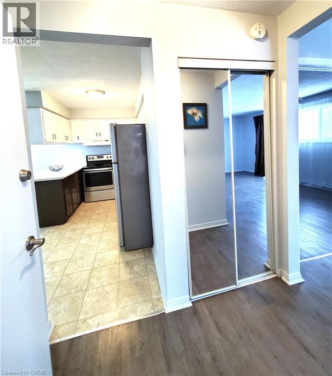 155 Chandler Drive Unit# 3, Kitchener, Ontario  N2E 1H1 - Photo 38 - 40812235