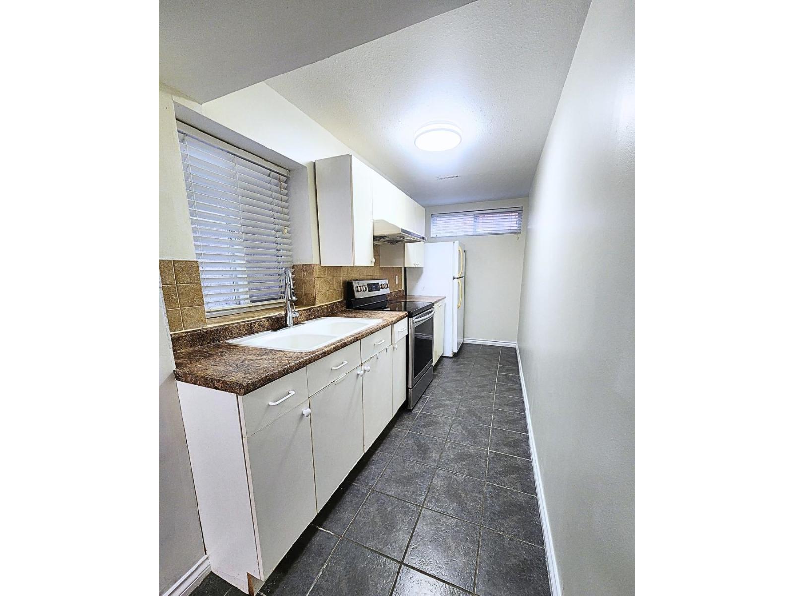 16521 S Glenwood Crescent, Surrey, British Columbia  V4N 1Y4 - Photo 3 - R3099776