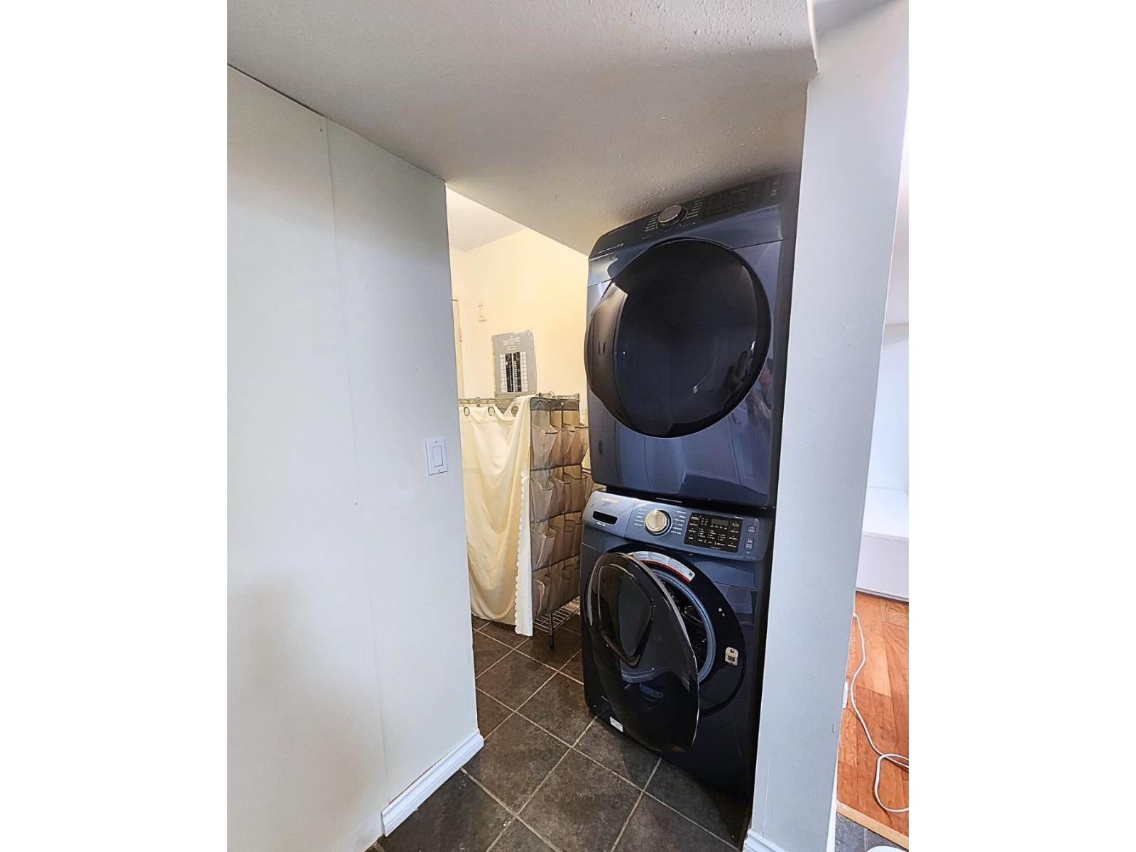 16521 S Glenwood Crescent, Surrey, British Columbia  V4N 1Y4 - Photo 4 - R3099776