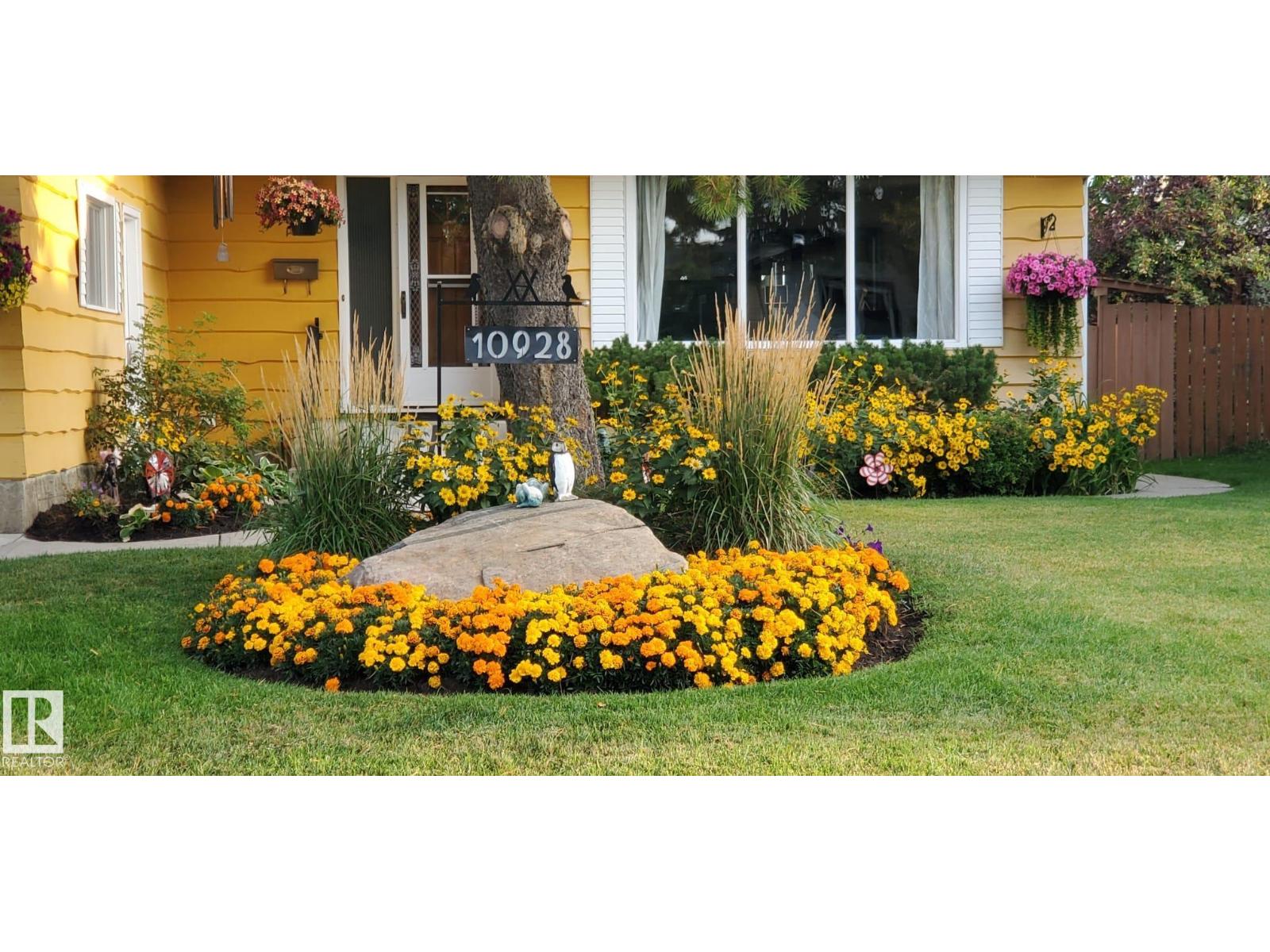 10928 36a Av Nw, Edmonton, Alberta  T6J 0E4 - Photo 40 - E4477519