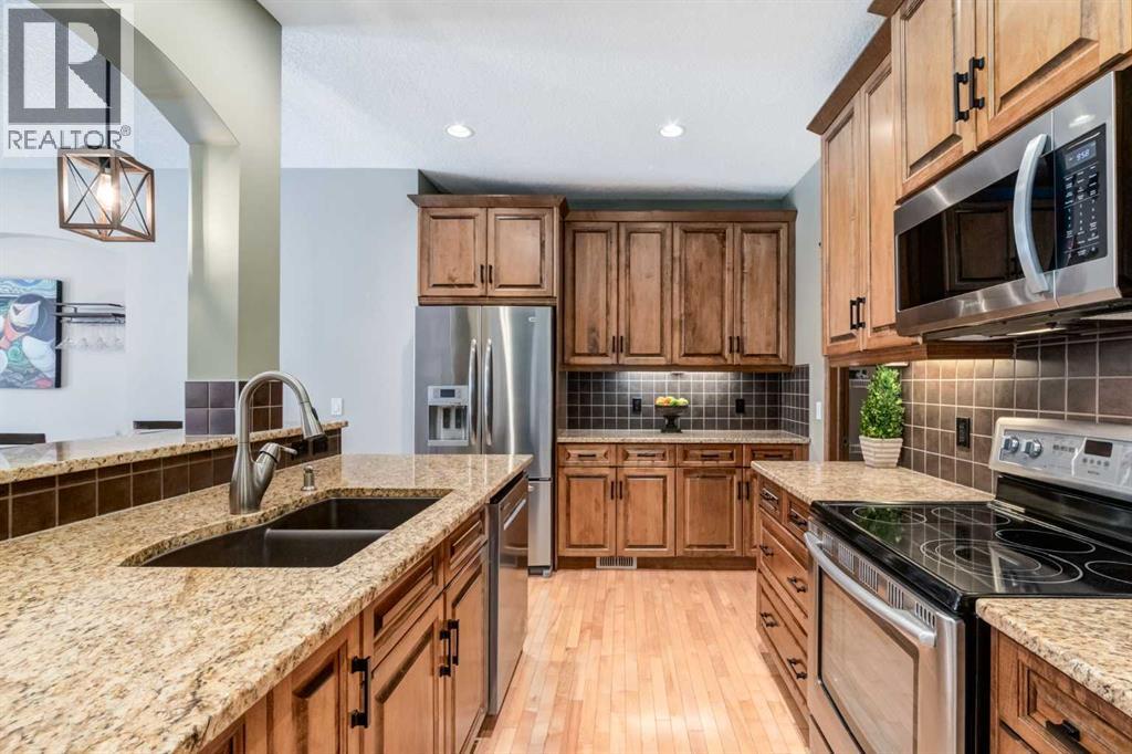 477 Mahogany Court Se, Calgary, Alberta  T3M 0T7 - Photo 4 - A2291258