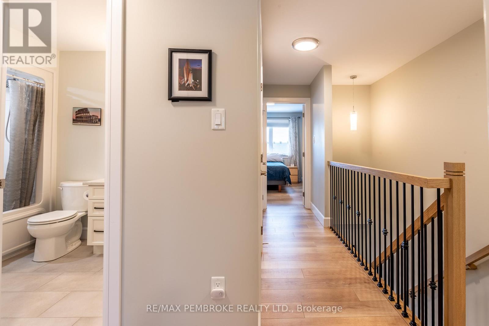 73 Chad Street, Petawawa, Ontario  K8H 0G9 - Photo 22 - X12883200