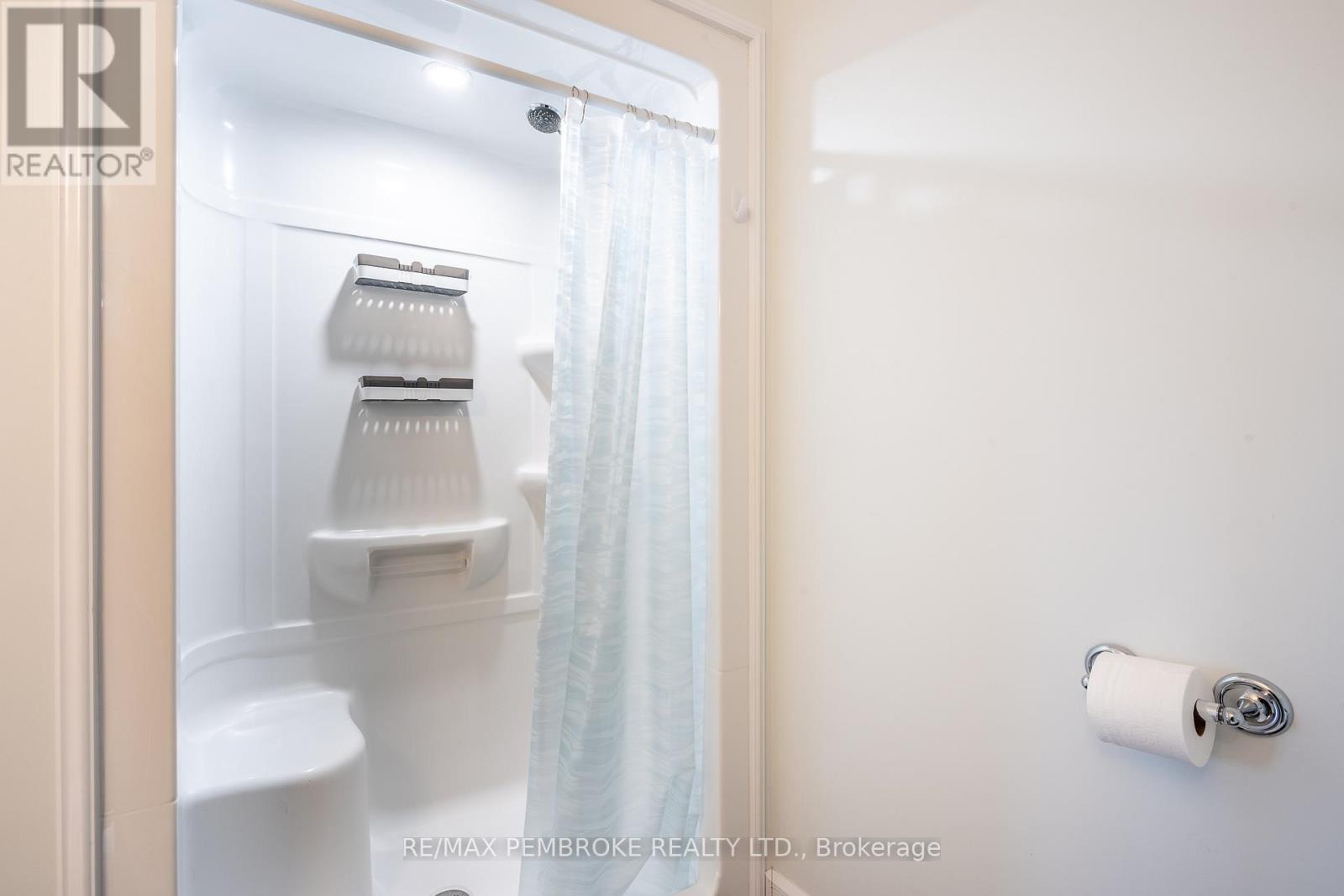 73 Chad Street, Petawawa, Ontario  K8H 0G9 - Photo 34 - X12883200