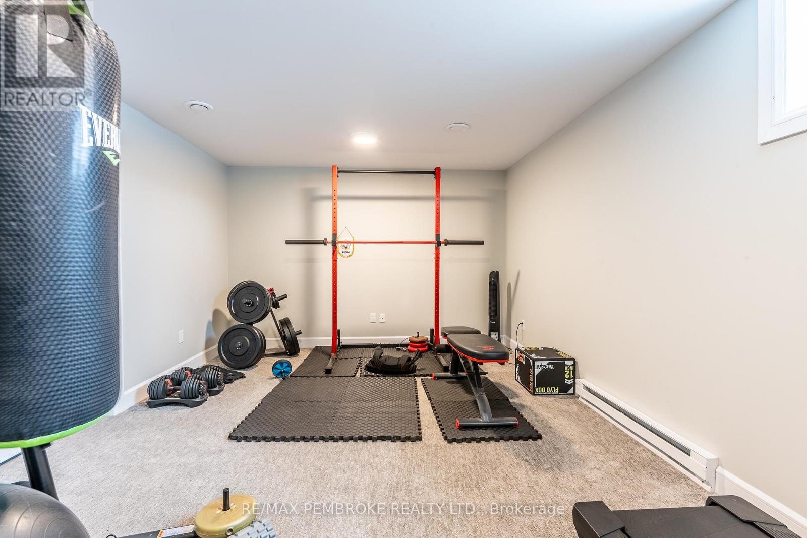 73 Chad Street, Petawawa, Ontario  K8H 0G9 - Photo 37 - X12883200