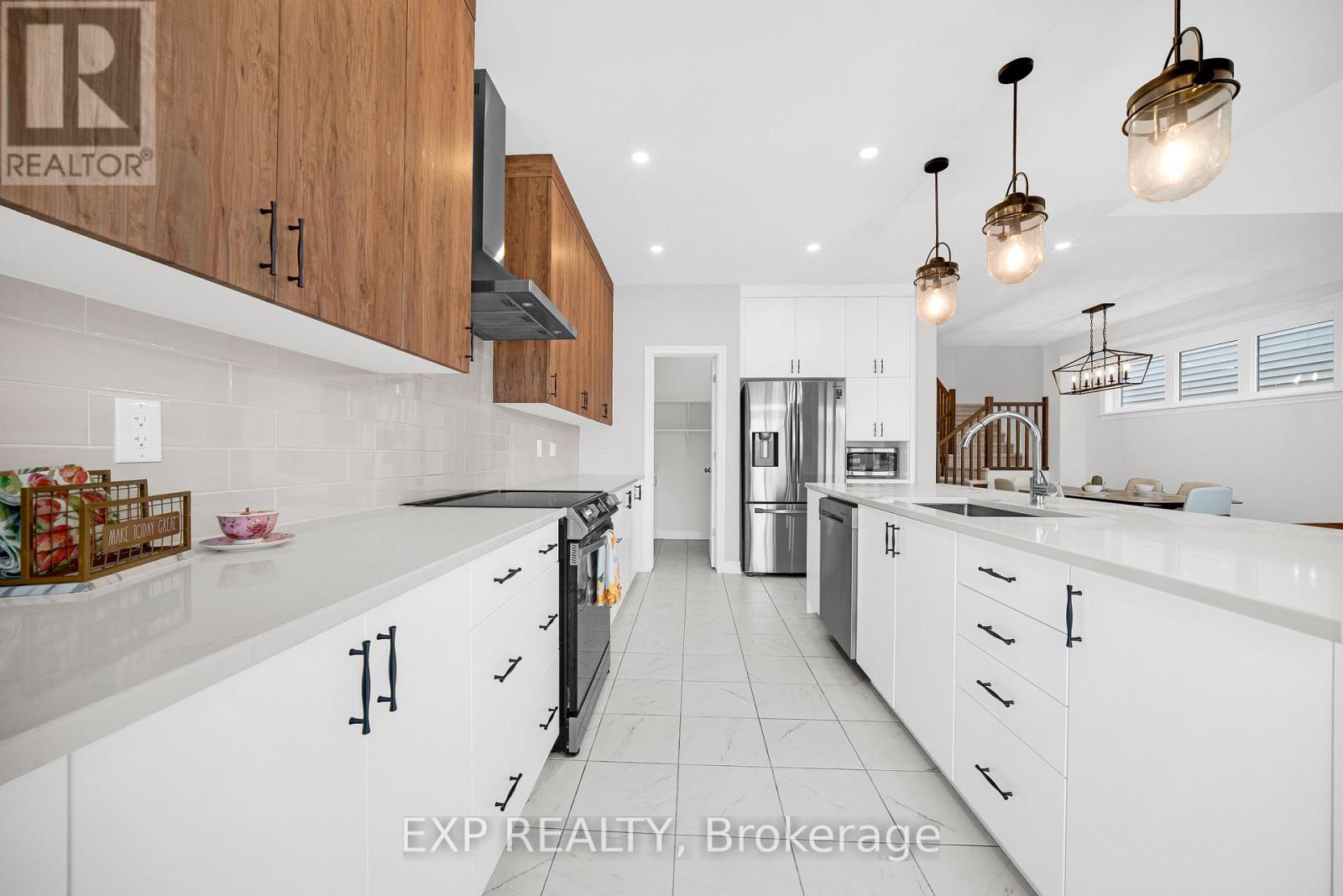 52 Whooping Crane Ridge, Ottawa, Ontario  K4M 0P2 - Photo 15 - X12883222