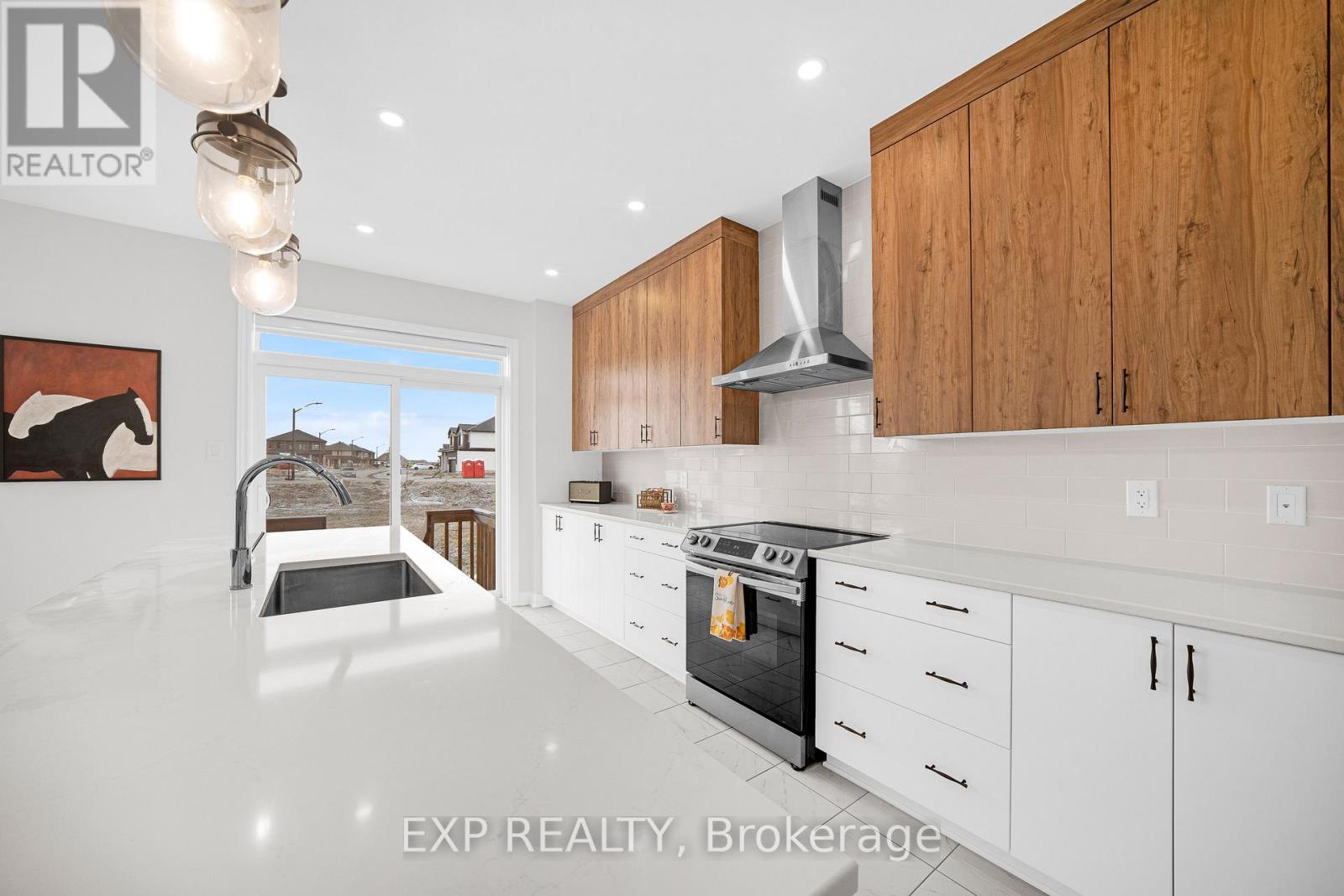 52 Whooping Crane Ridge, Ottawa, Ontario  K4M 0P2 - Photo 16 - X12883222