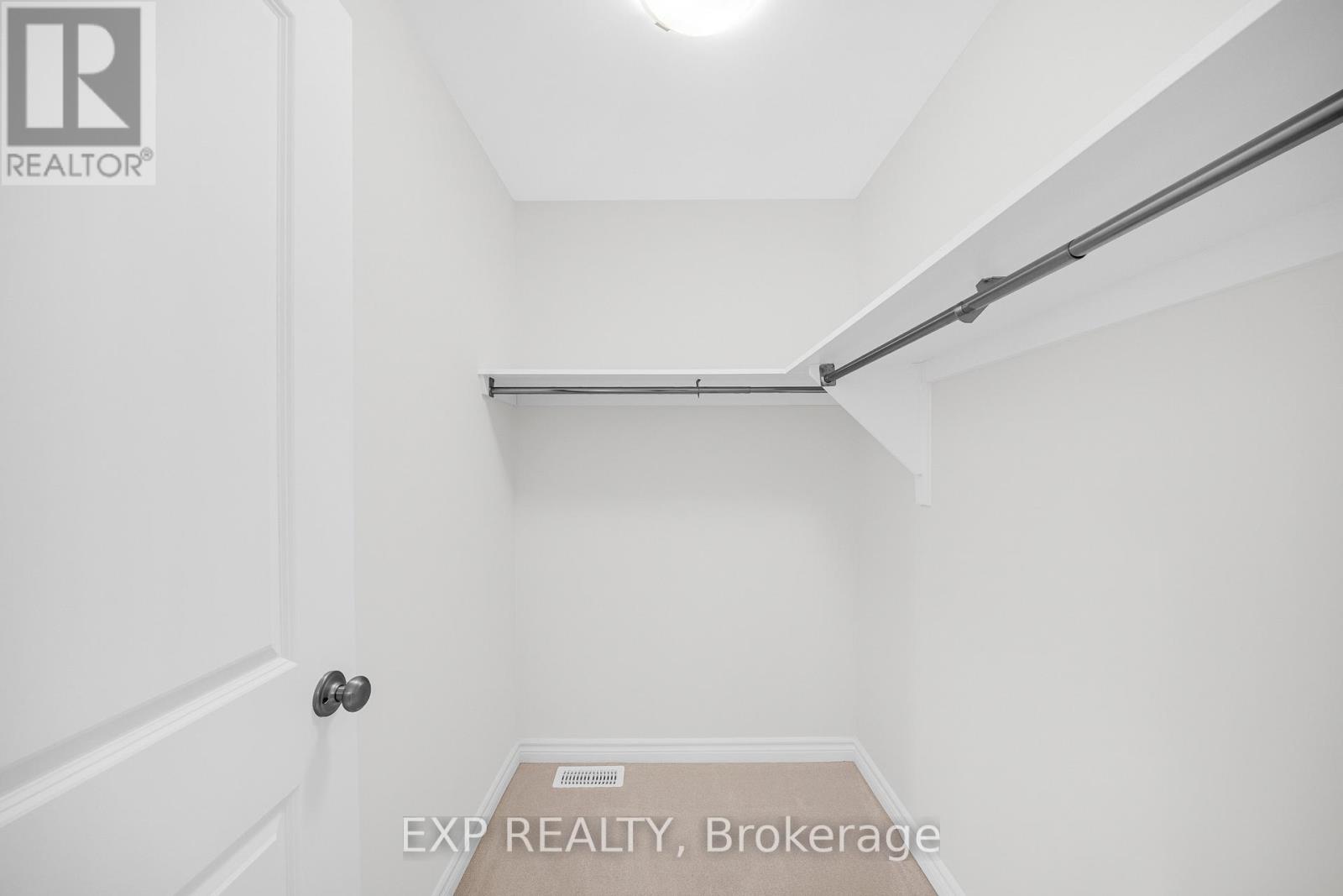 52 Whooping Crane Ridge, Ottawa, Ontario  K4M 0P2 - Photo 25 - X12883222