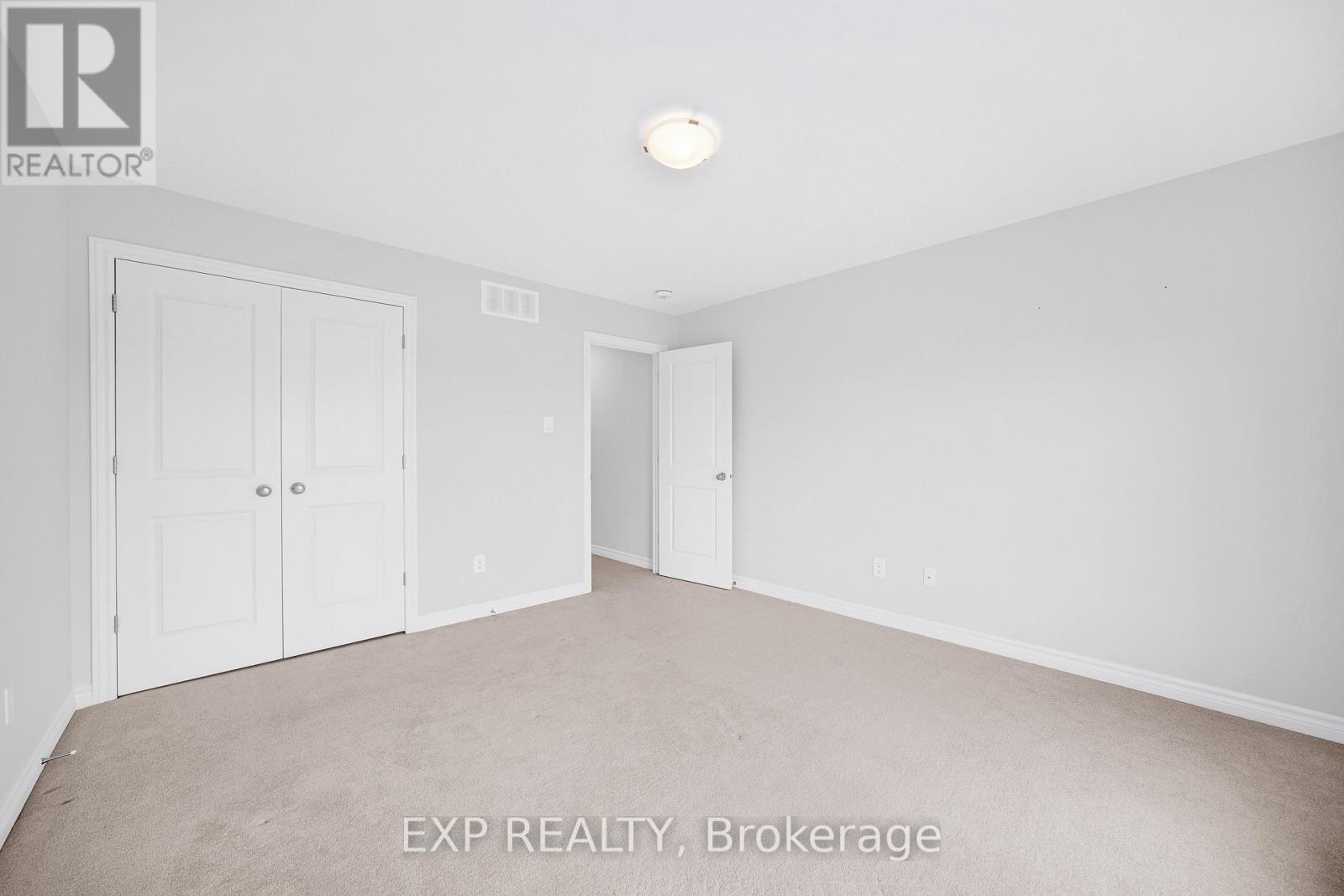 52 Whooping Crane Ridge, Ottawa, Ontario  K4M 0P2 - Photo 31 - X12883222