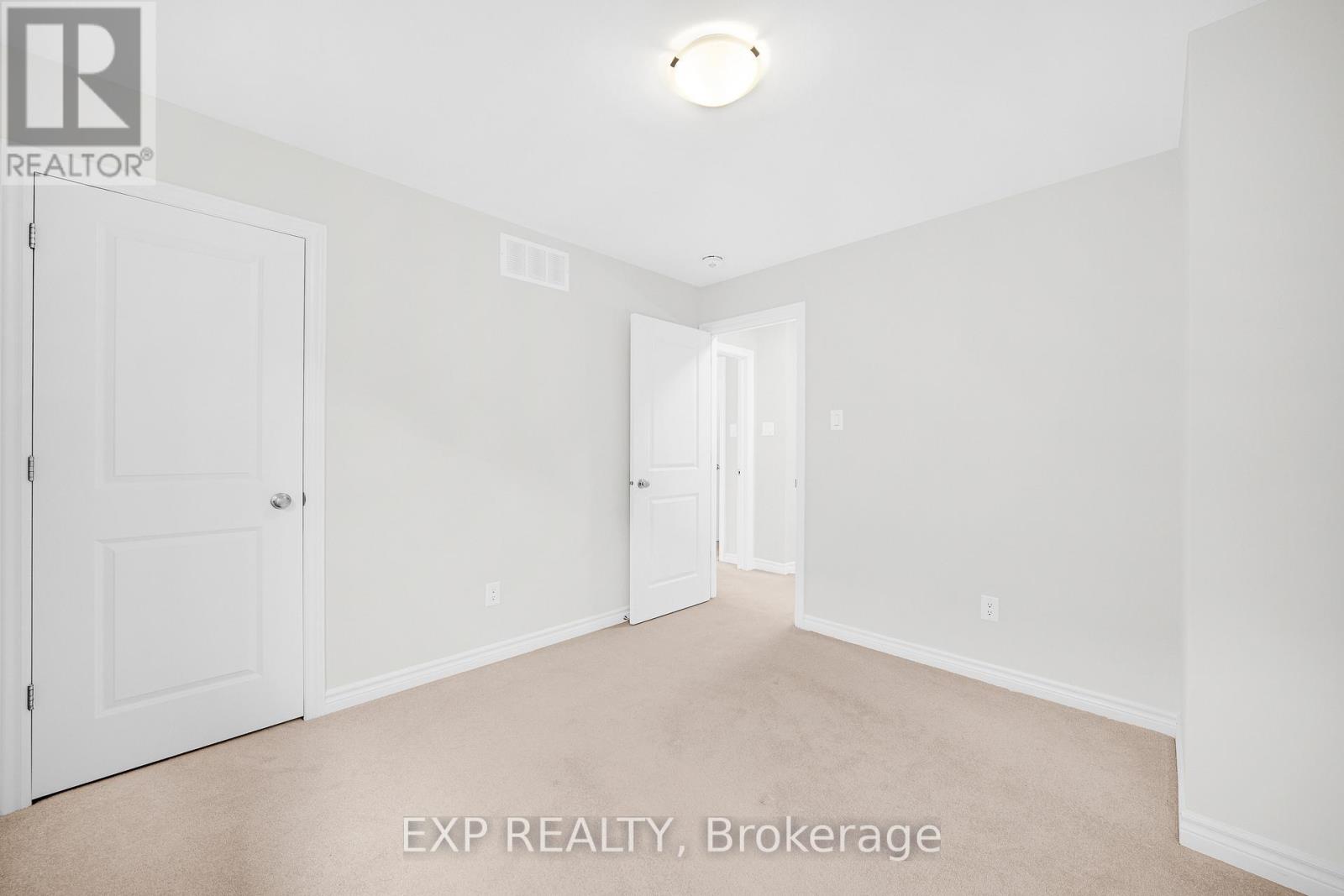 52 Whooping Crane Ridge, Ottawa, Ontario  K4M 0P2 - Photo 33 - X12883222