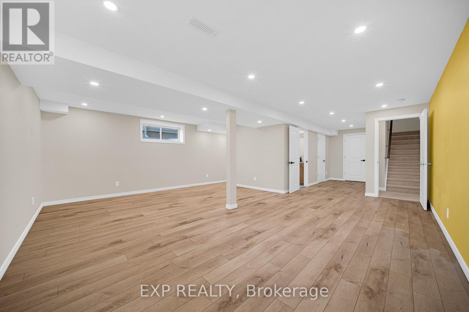 52 Whooping Crane Ridge, Ottawa, Ontario  K4M 0P2 - Photo 36 - X12883222