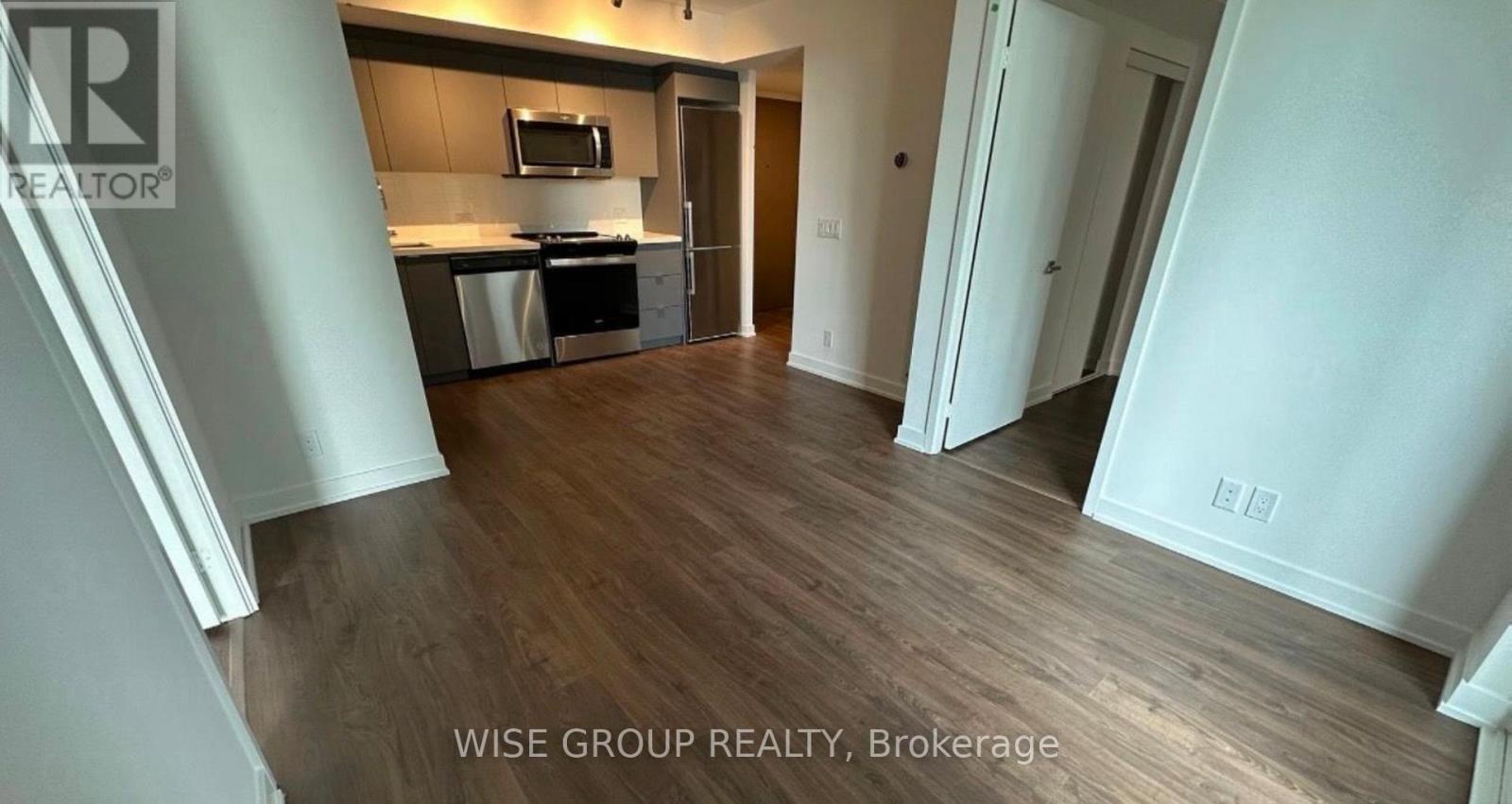 627 - 30 Tretti Way, Toronto, Ontario  M3H 0E3 - Photo 2 - C12883236