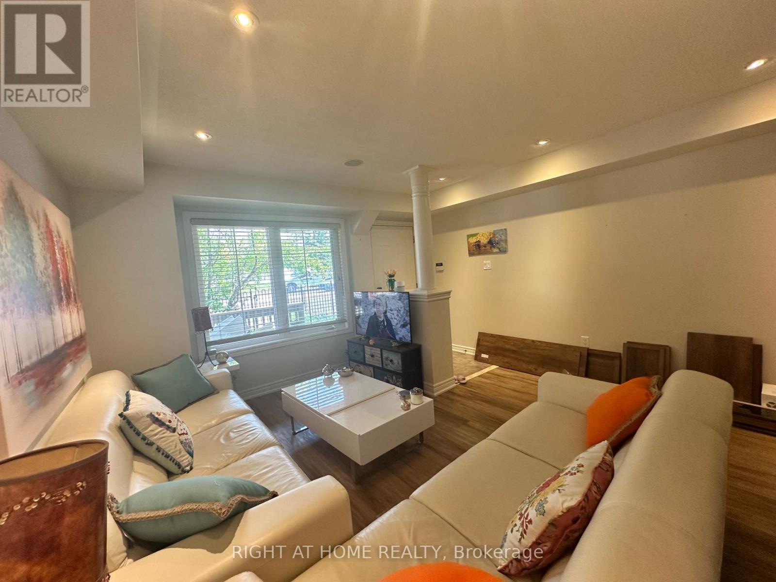 Ground - 1830 Lake Shore Boulevard E, Toronto, Ontario  M4L 6S8 - Photo 17 - E12883226