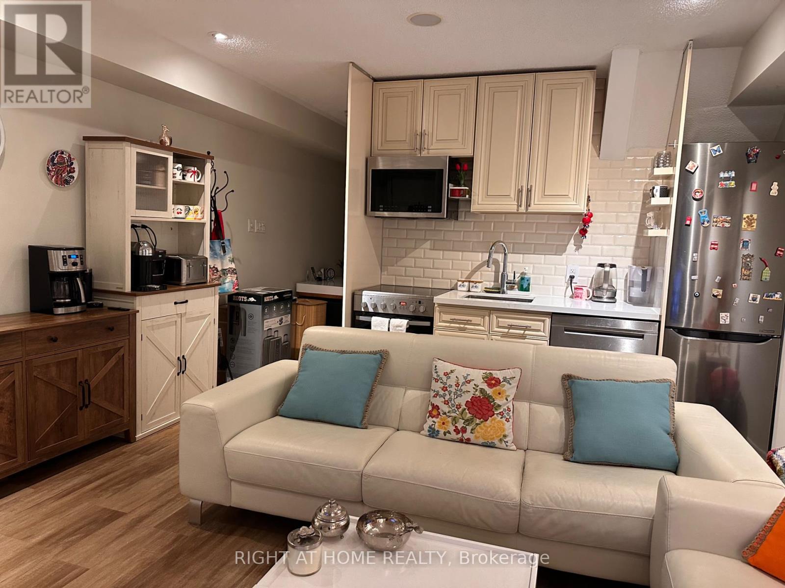 Ground - 1830 Lake Shore Boulevard E, Toronto, Ontario  M4L 6S8 - Photo 28 - E12883226