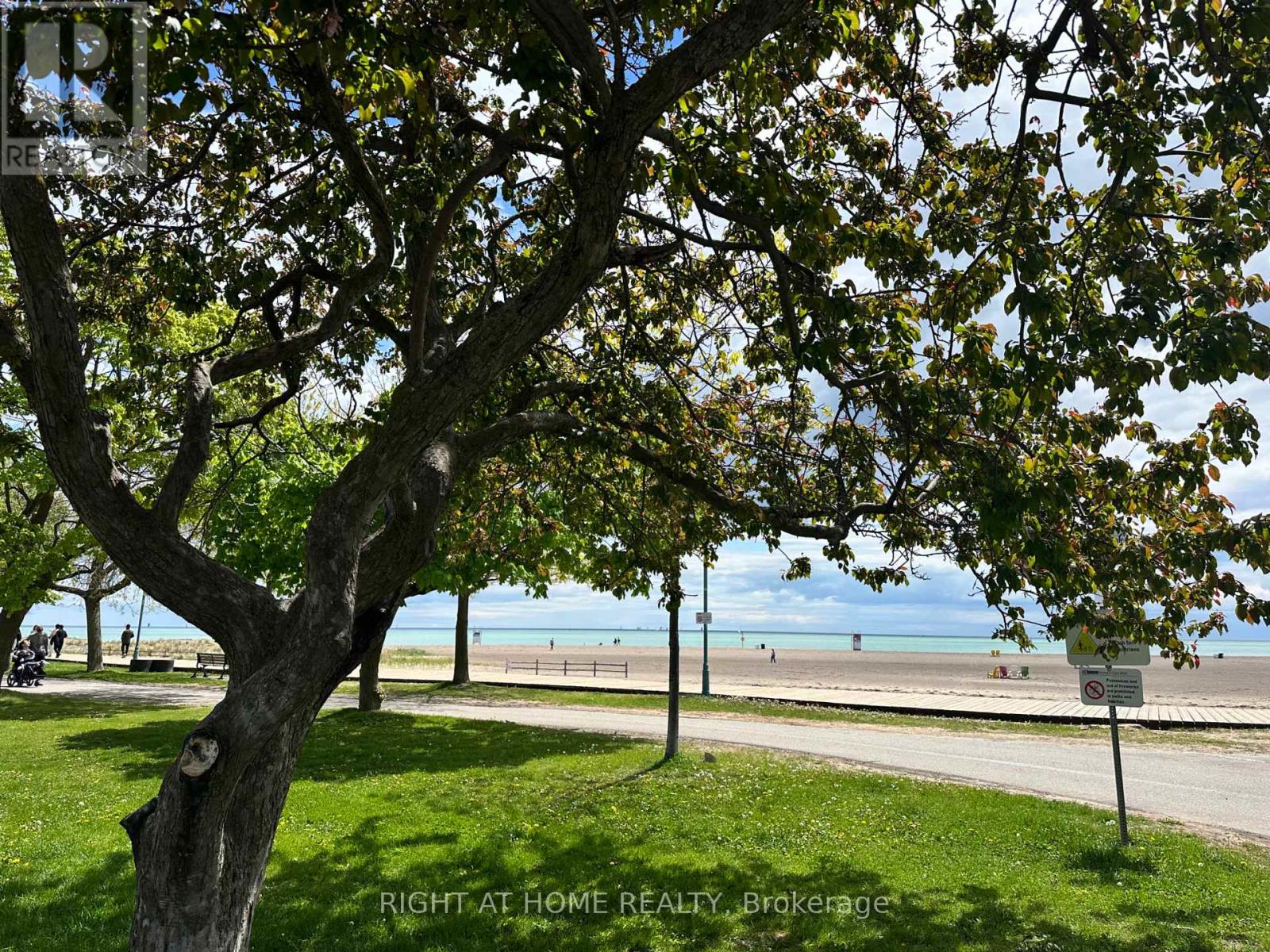 Ground - 1830 Lake Shore Boulevard E, Toronto, Ontario  M4L 6S8 - Photo 7 - E12883226