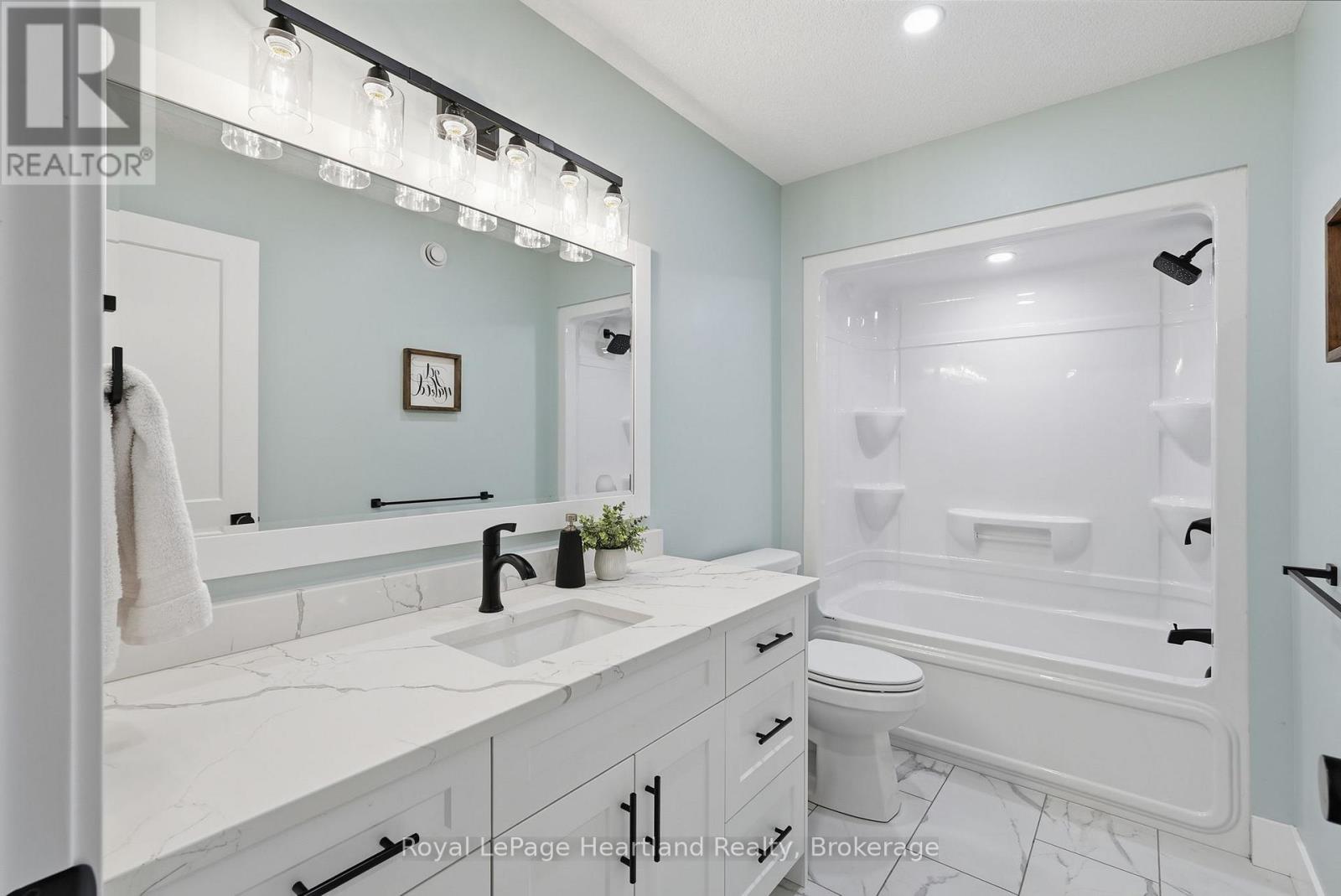 18 Geddes Street, Minto, Ontario  N0G 1M0 - Photo 24 - X12883240