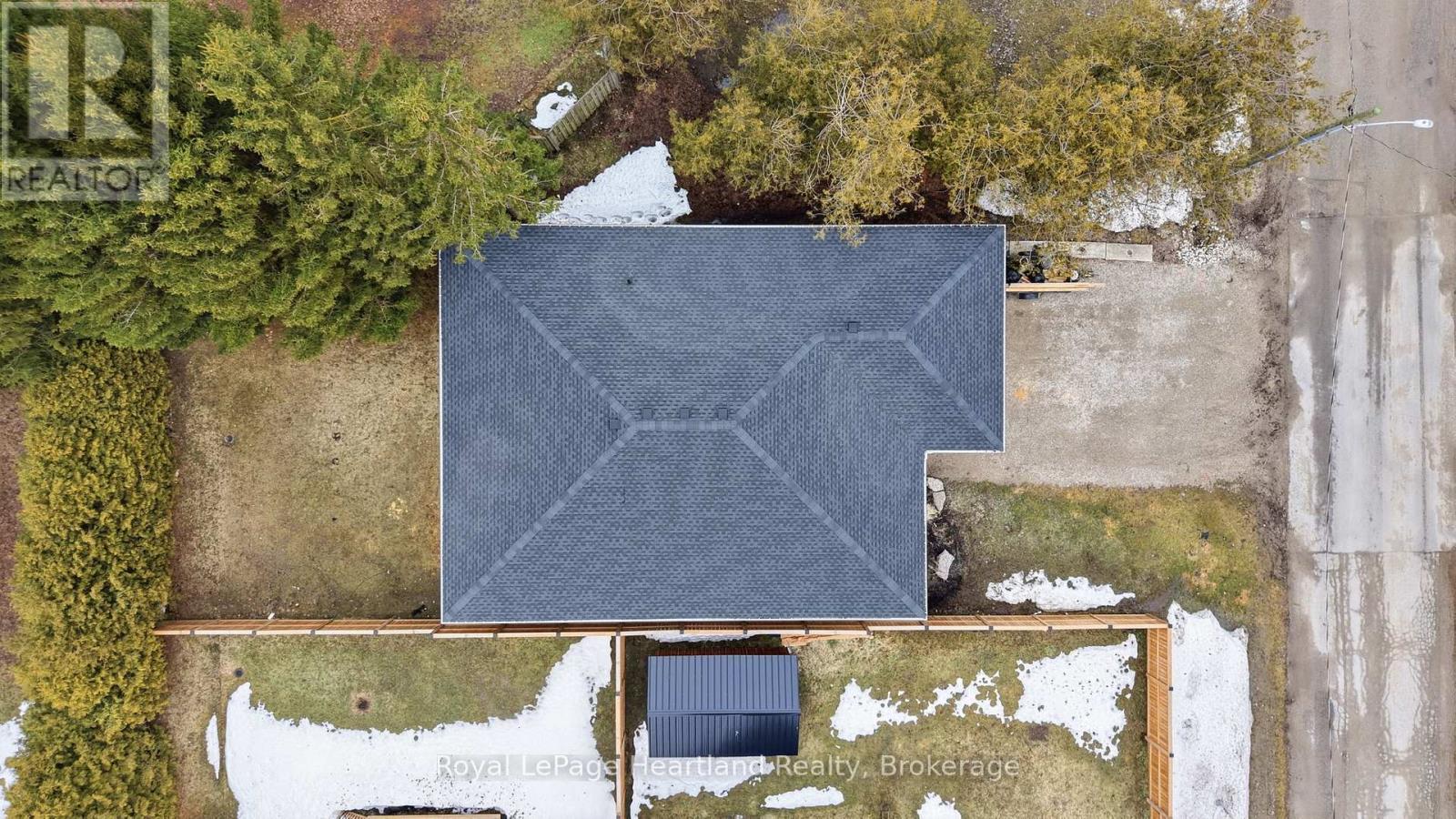 18 Geddes Street, Minto, Ontario  N0G 1M0 - Photo 29 - X12883240