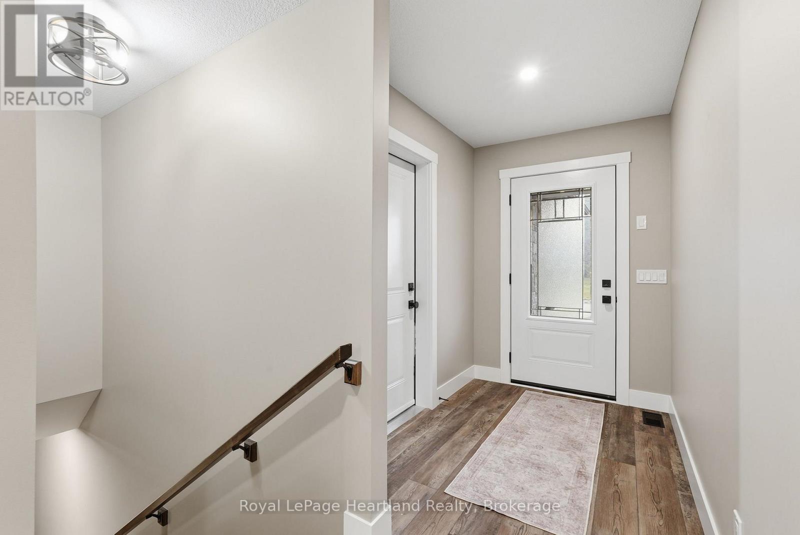 18 Geddes Street, Minto, Ontario  N0G 1M0 - Photo 6 - X12883240